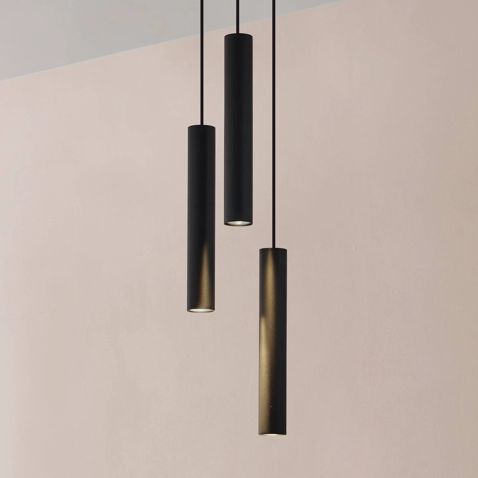 Lindby Hängeleuchte Joffrey, Ø 24 cm, schwarz, 3-flg., GU10 günstig online kaufen