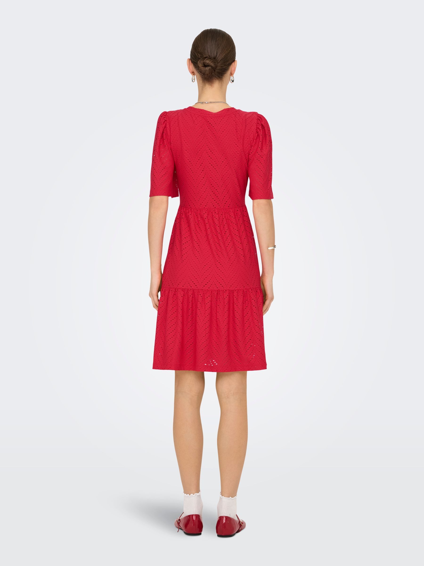 JACQUELINE de YONG Shirtkleid mit Lochstickerei günstig online kaufen