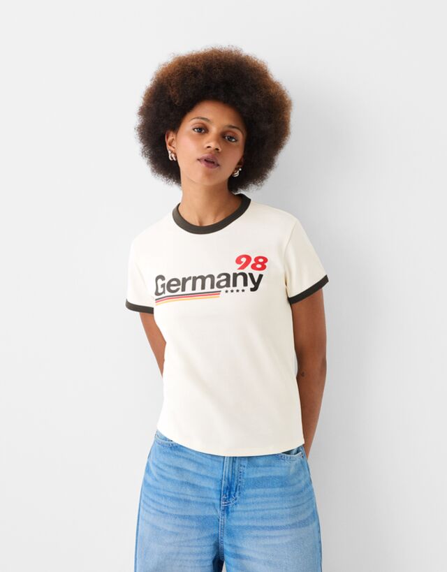 Bershka Sportliches Kurzarm-T-Shirt Mit Kontrasten Bskteen 10-12 Rohweiß günstig online kaufen