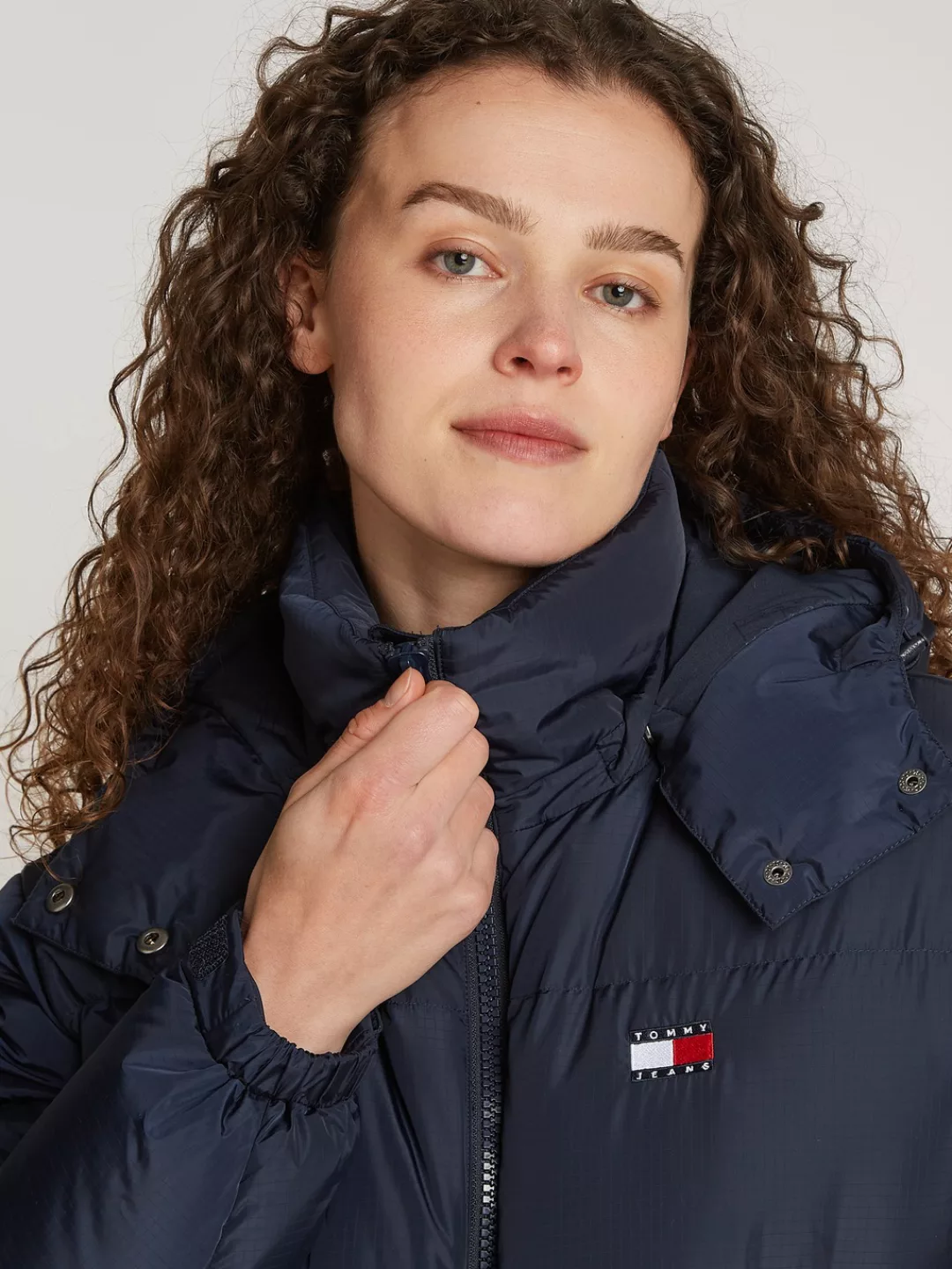 Tommy Jeans Steppjacke TJW ASPEN PUFFER EXT mit Logostickerei günstig online kaufen