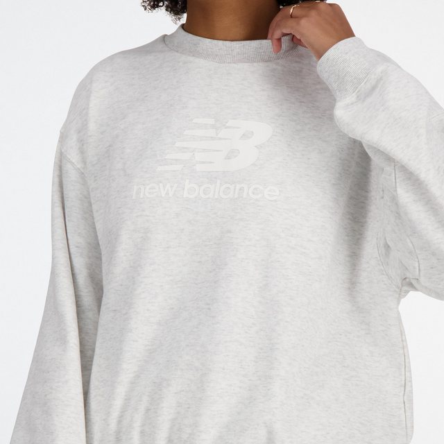 New Balance Kapuzensweatshirt SPORT ESSENTIALS FRENCH TERRY LOGO CREW günstig online kaufen