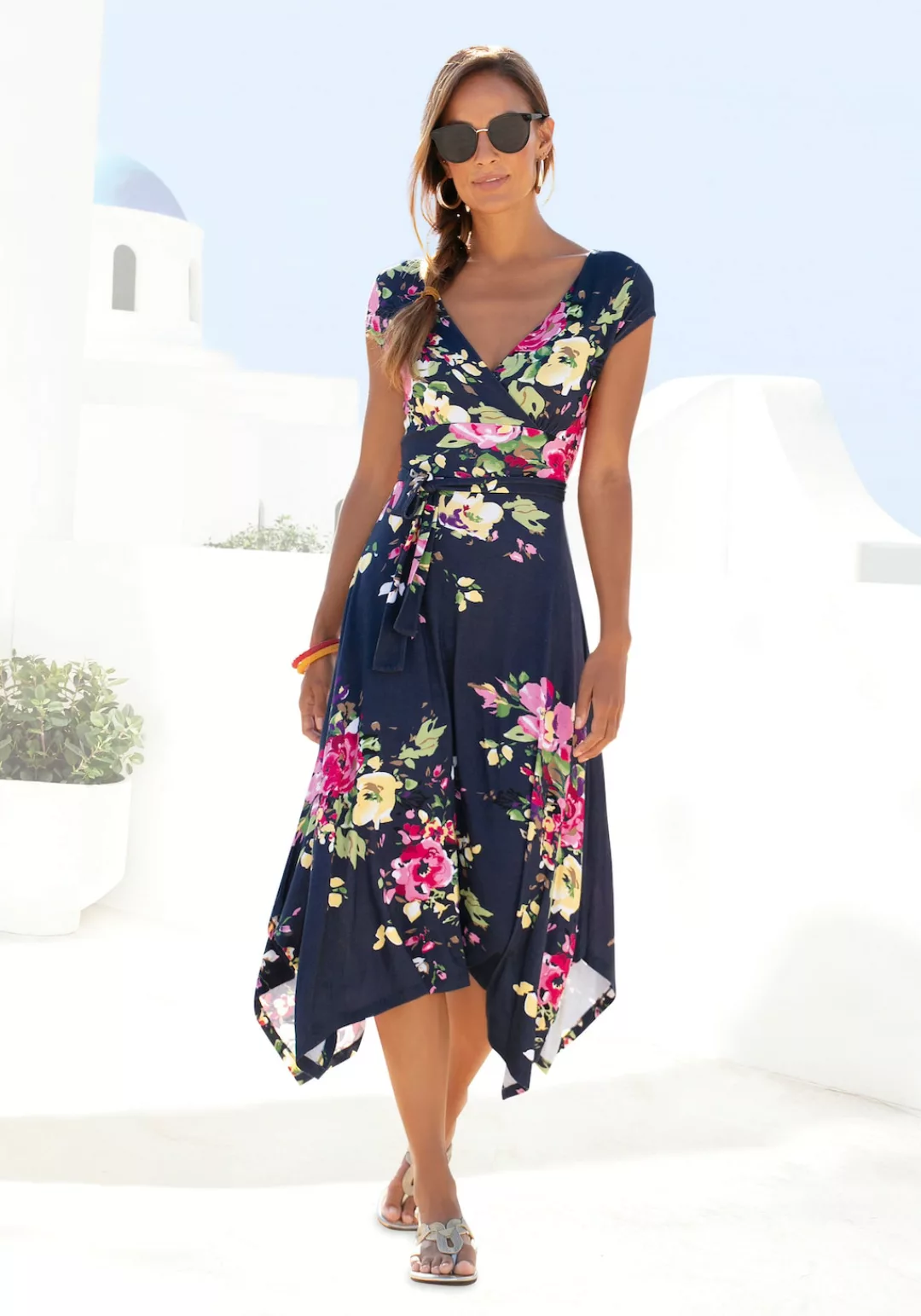 Beachtime Sommerkleid, mit Zipfelsaum und Schleife in der Taille, Jerseykle günstig online kaufen