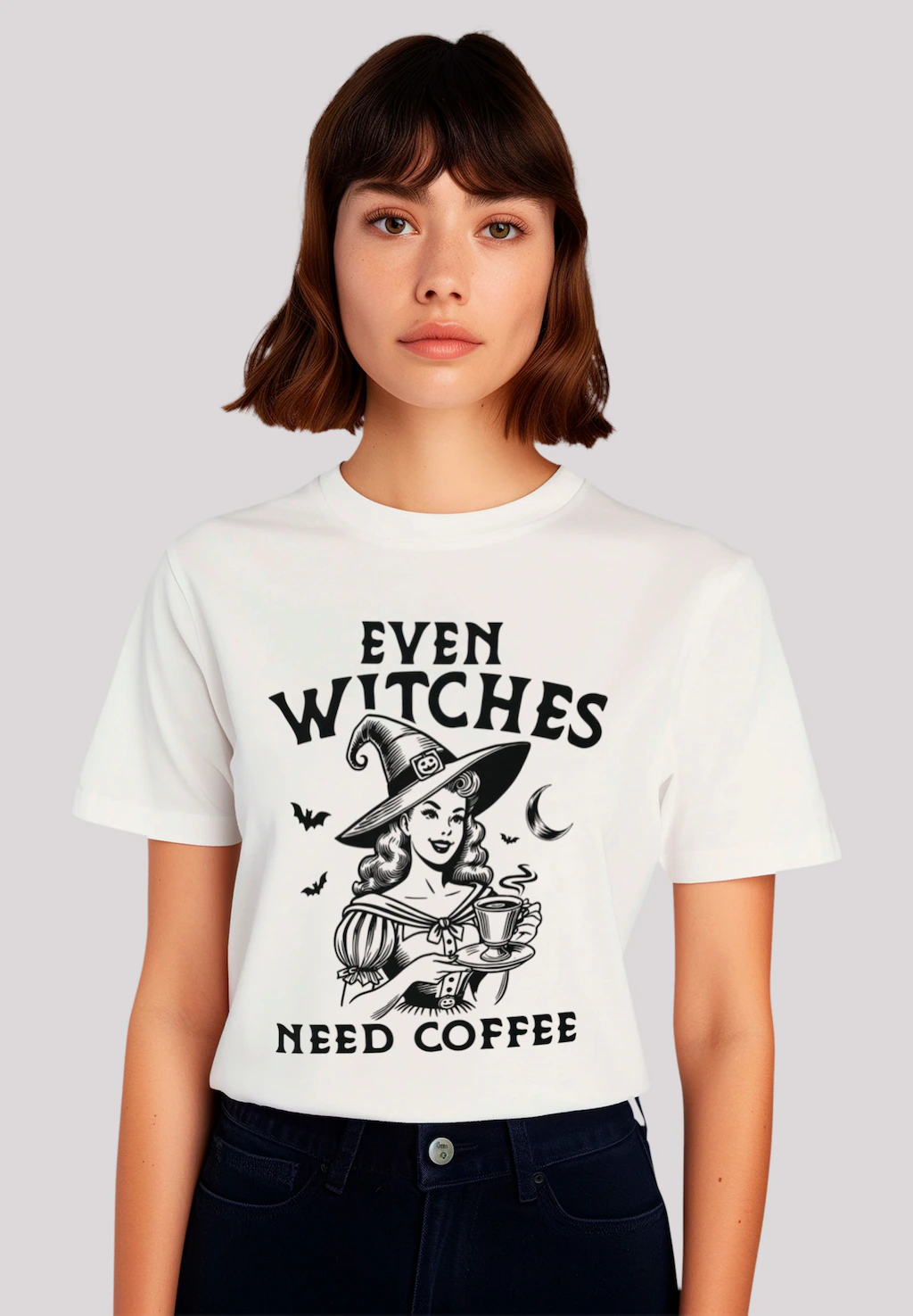 F4NT4STIC T-Shirt "Halloween Witch even witches need coffee", Premium Quali günstig online kaufen