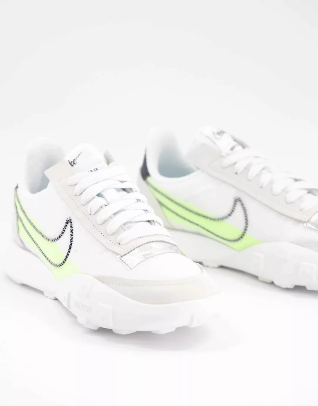 Nike – Waffle Racer – Sneaker in Weiß und Volt-Grün günstig online kaufen