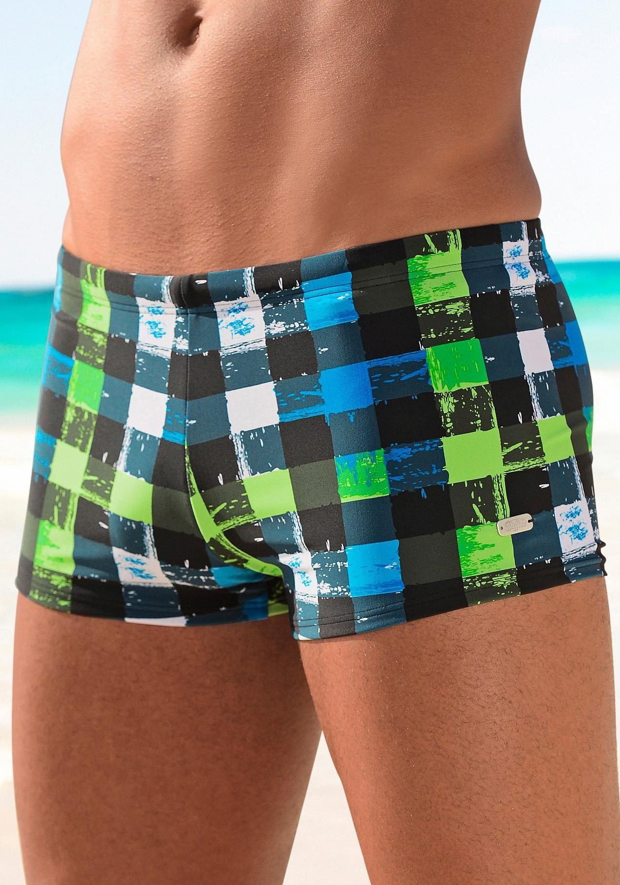 Buffalo Boxer-Badehose, in trendiger Karo-Optik günstig online kaufen