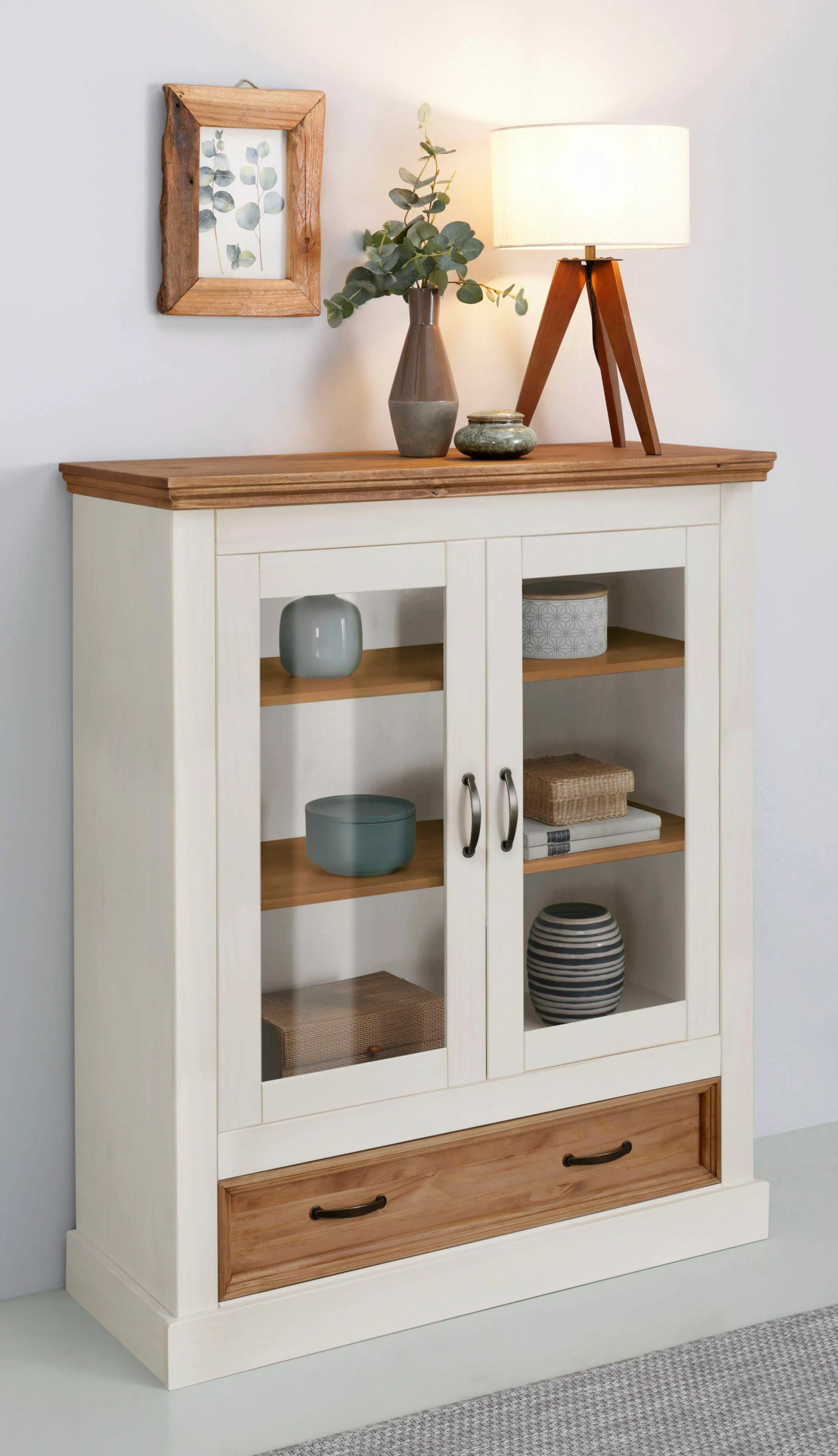 Home affaire Vitrine "Selma Highboard", aus massivem Kiefernholz, mit Griff günstig online kaufen