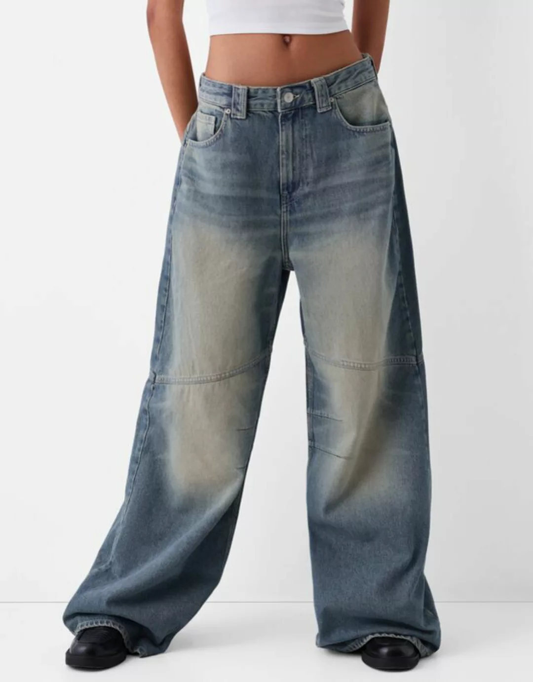 Bershka Jeans Im Super-Baggy-Fit Mit Stickerei Damen 38 Ausgewaschenes Blau günstig online kaufen
