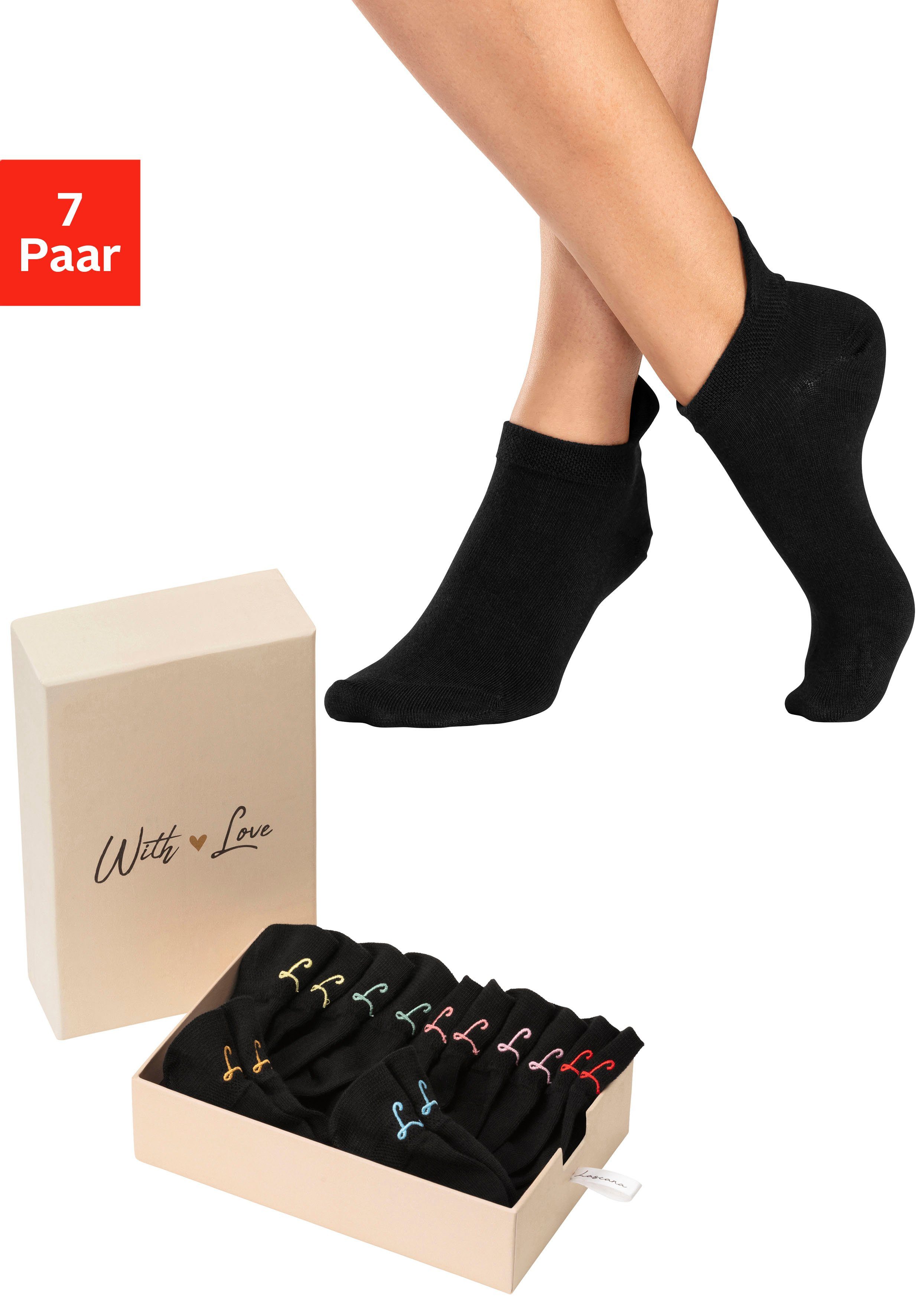 LASCANA Sneakersocken, (Box, 7 Paar, Box), mit kleiner Stickerei günstig online kaufen