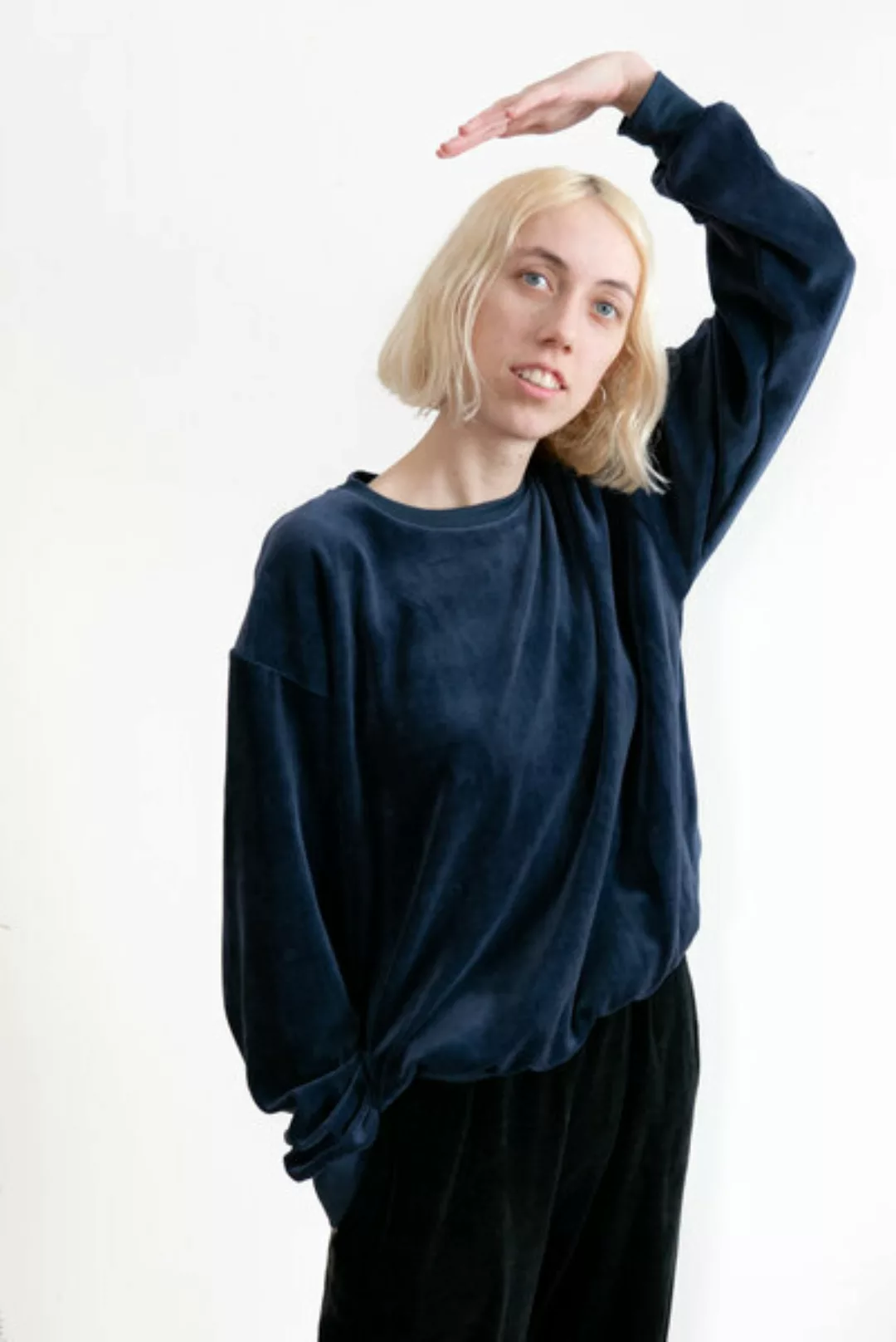 Nicky - Pullover Samt Oversize günstig online kaufen