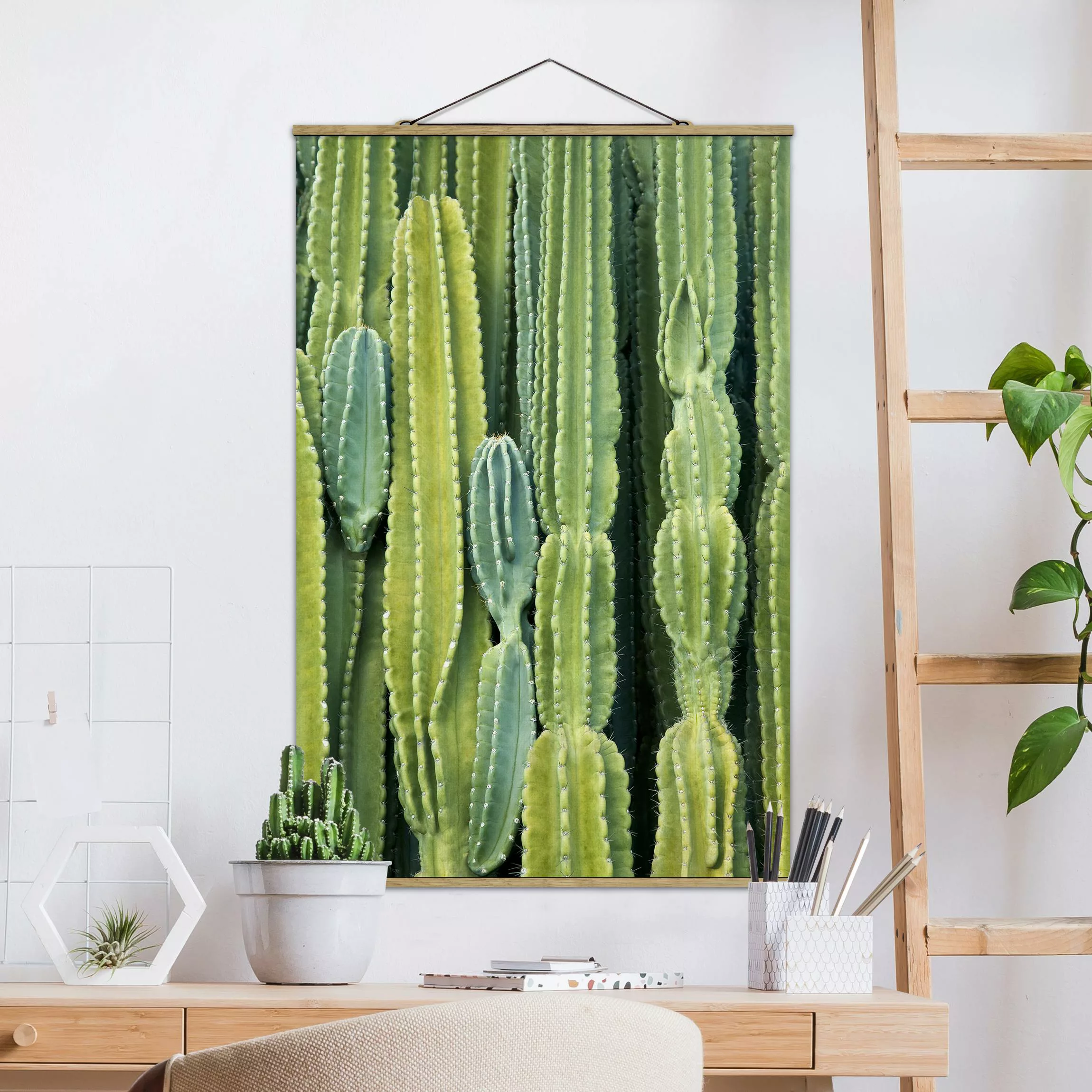Stoffbild Blumen mit Posterleisten - Hochformat Kaktus Wand günstig online kaufen