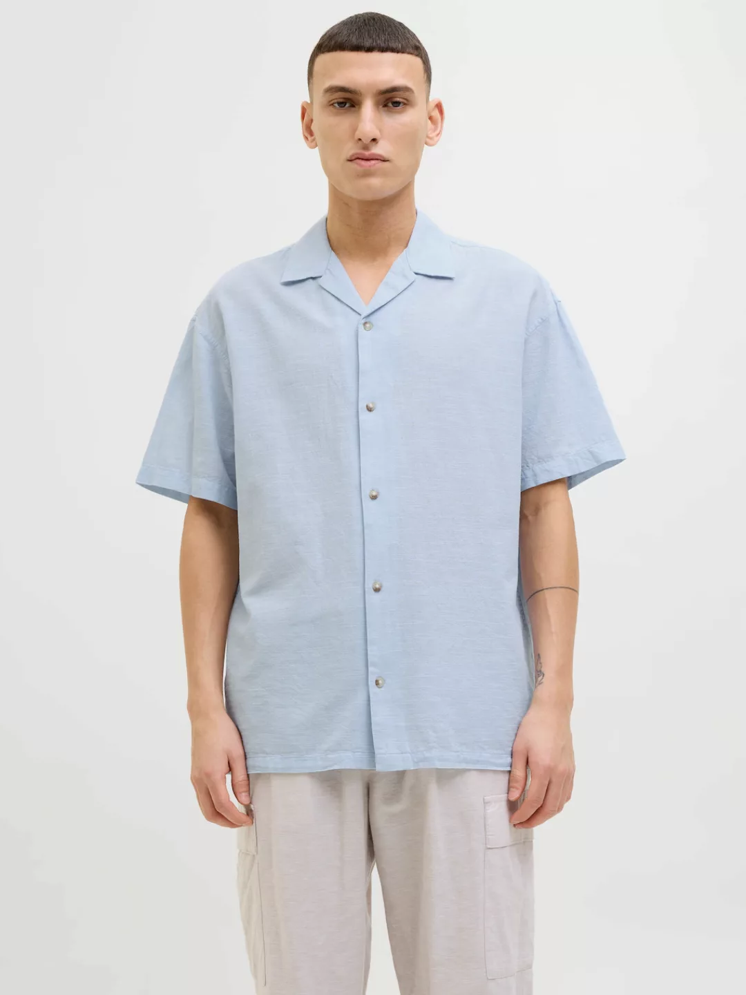 Jack & Jones Kurzarmhemd "JJESUMMER RESORT SHIRT SS SN", mit Resort Kragen günstig online kaufen