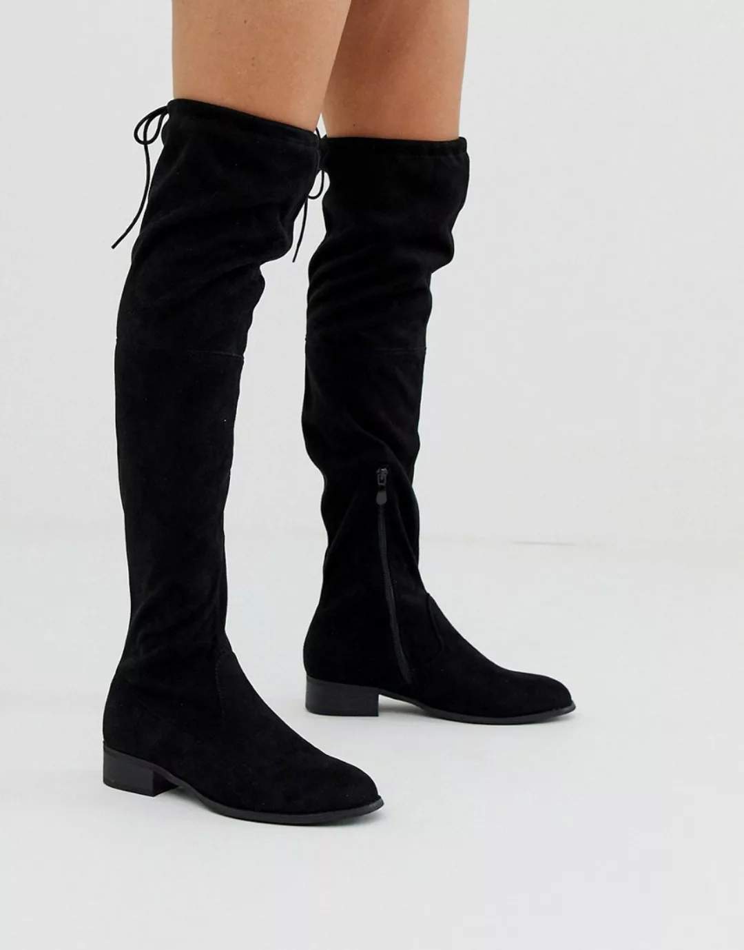 Public Desire – Elle – Flache Overknee-Stiefel in Schwarz günstig online kaufen