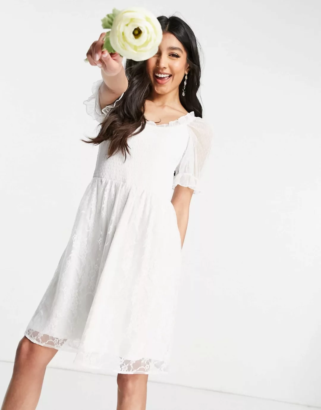 Y.A.S – Bridal – Minikleid mit gerafftem Oberteil, Puffärmeln aus Netzstoff günstig online kaufen