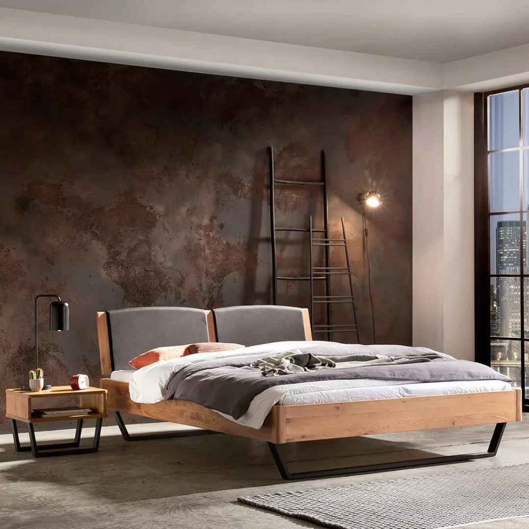 Kufengestell Bett aus Wildeiche Massivholz Industry und Loft Stil günstig online kaufen