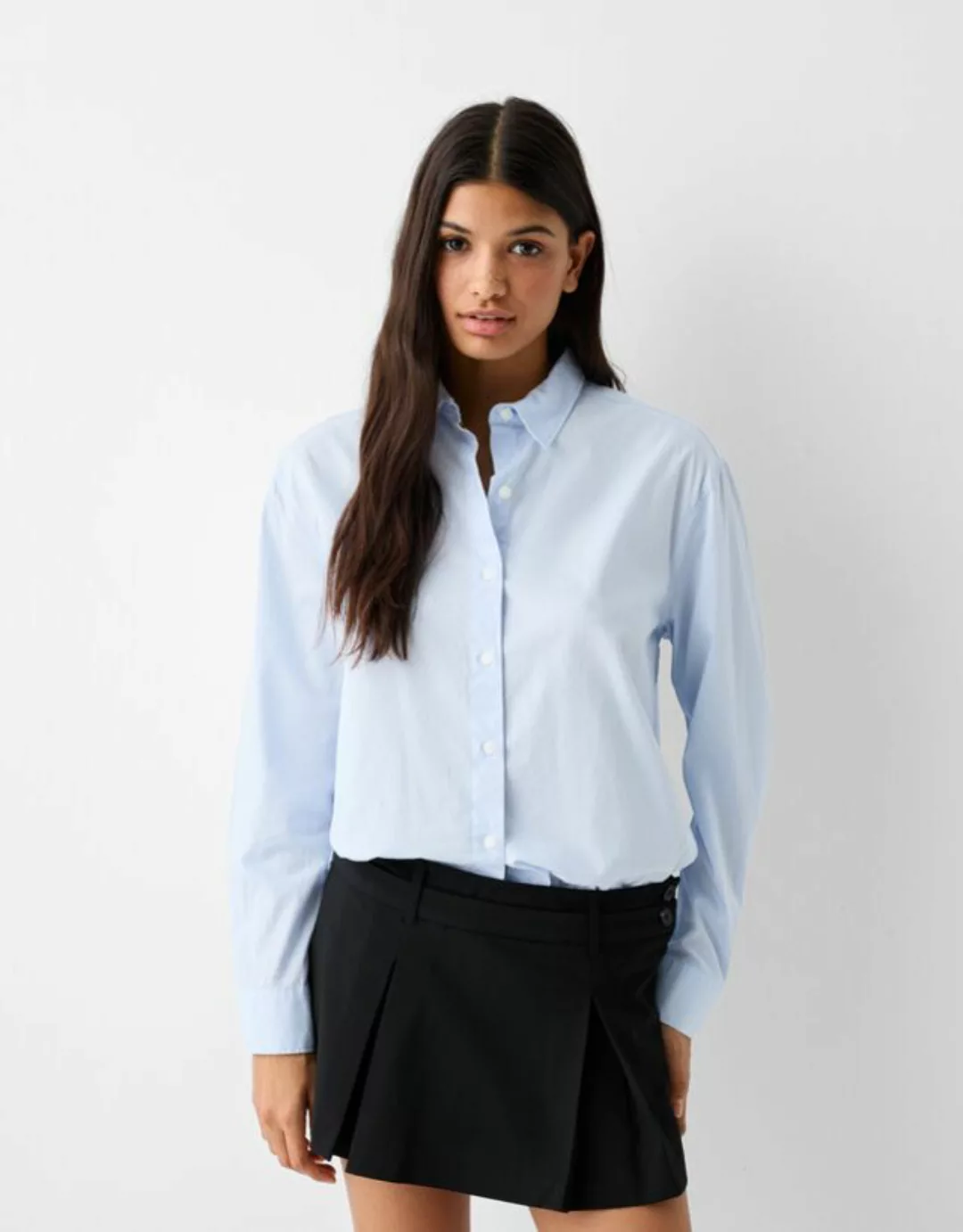 Bershka Langärmeliges Hemd Aus Popelin Damen S Hellblau günstig online kaufen
