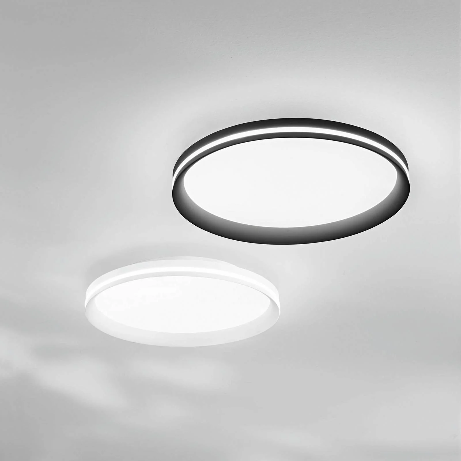LED-Deckenlampe Isy, schwarz, Ø 45 cm, Metall, CCT, dimmbar günstig online kaufen