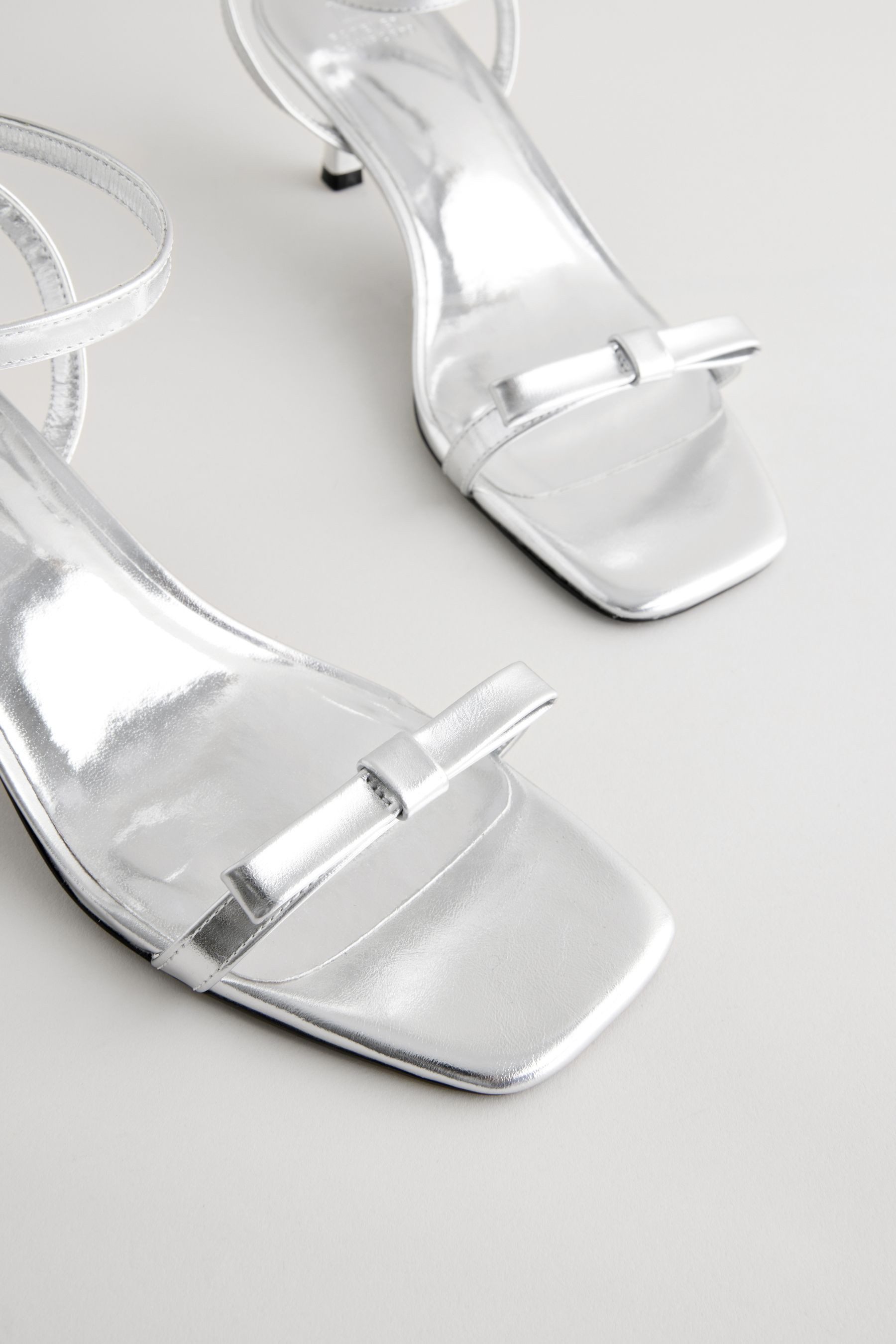 Next Forever Comfort® Schlichte, eckige Sandalen günstig online kaufen