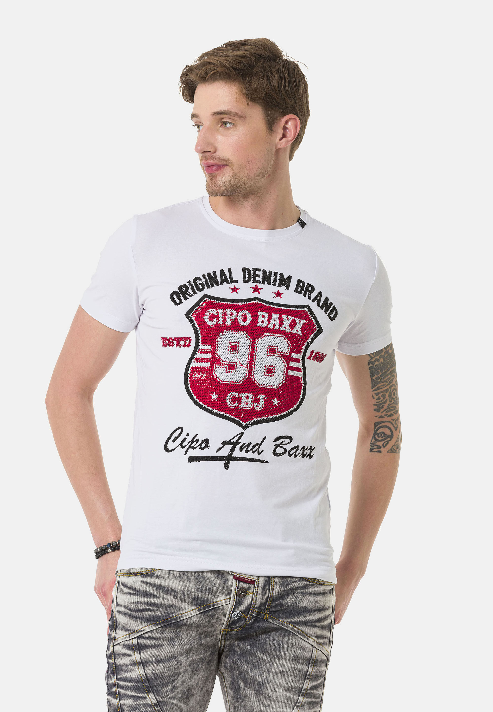 Cipo & Baxx T-Shirt "T-Shirt", mit großem Wappen-Print günstig online kaufen