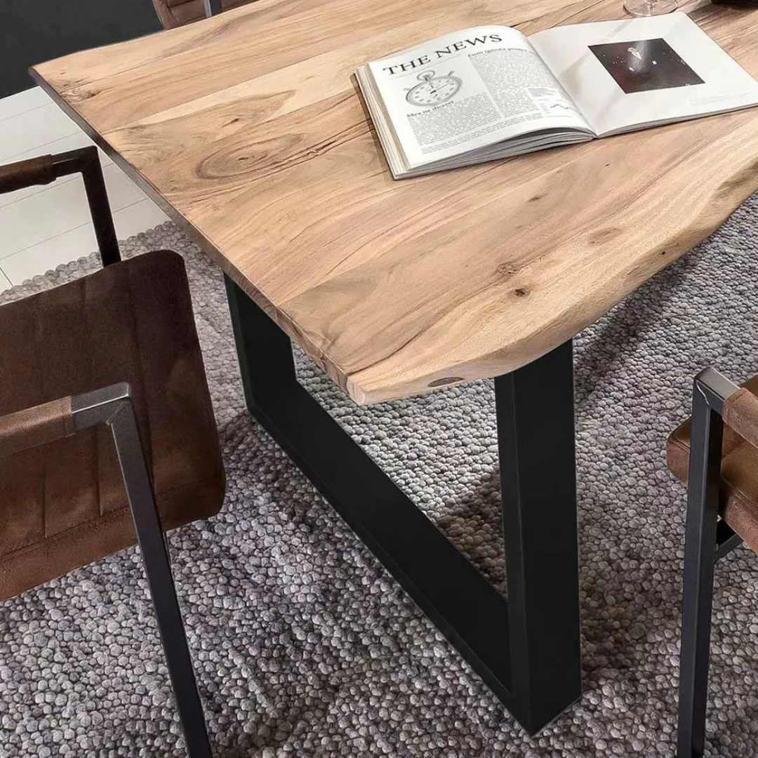 Baumkantentisch aus Akazie Massivholz und Eisen Loft Design günstig online kaufen