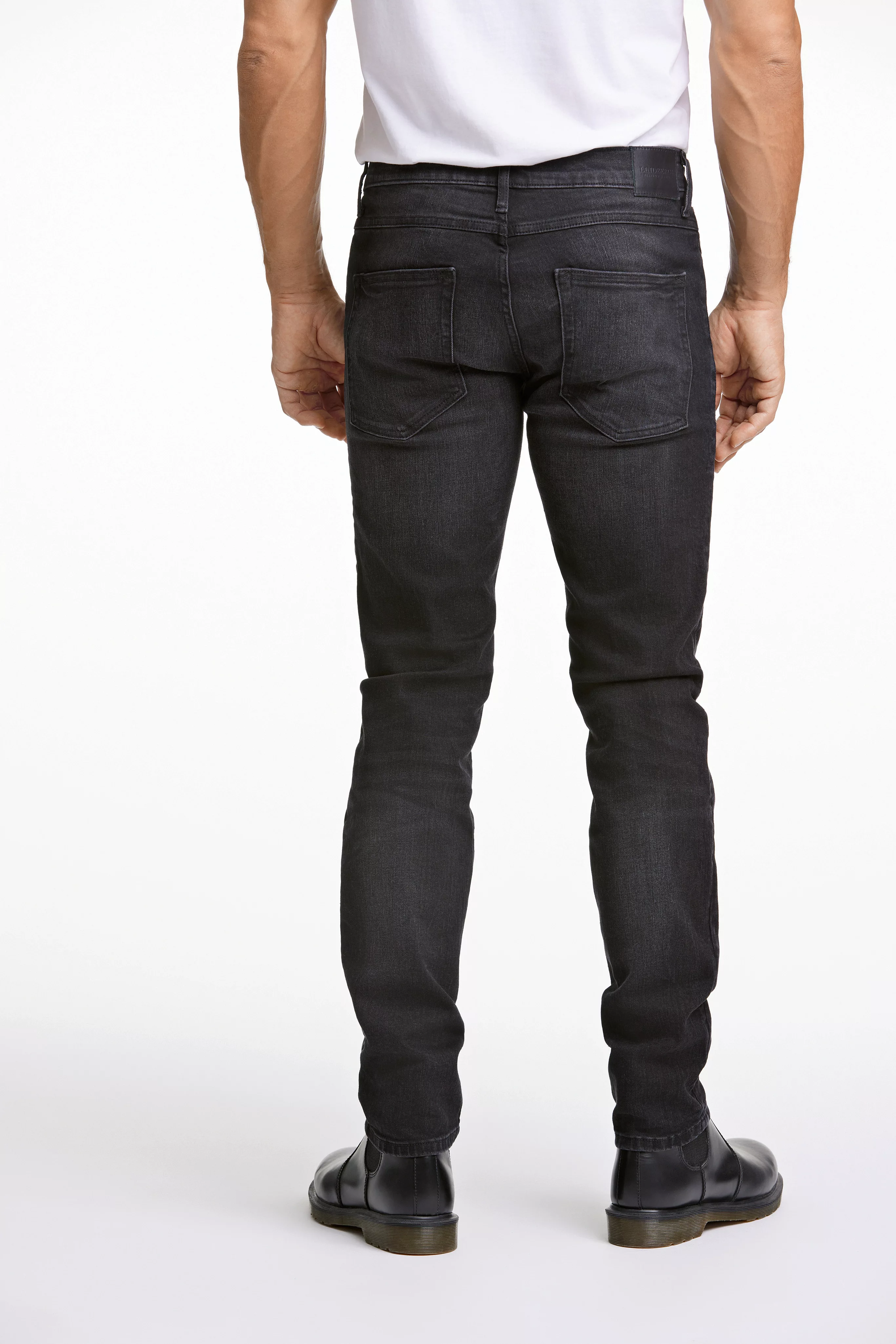 LINDBERGH 5-Pocket-Jeans mit dunkler Waschung und Stretch günstig online kaufen