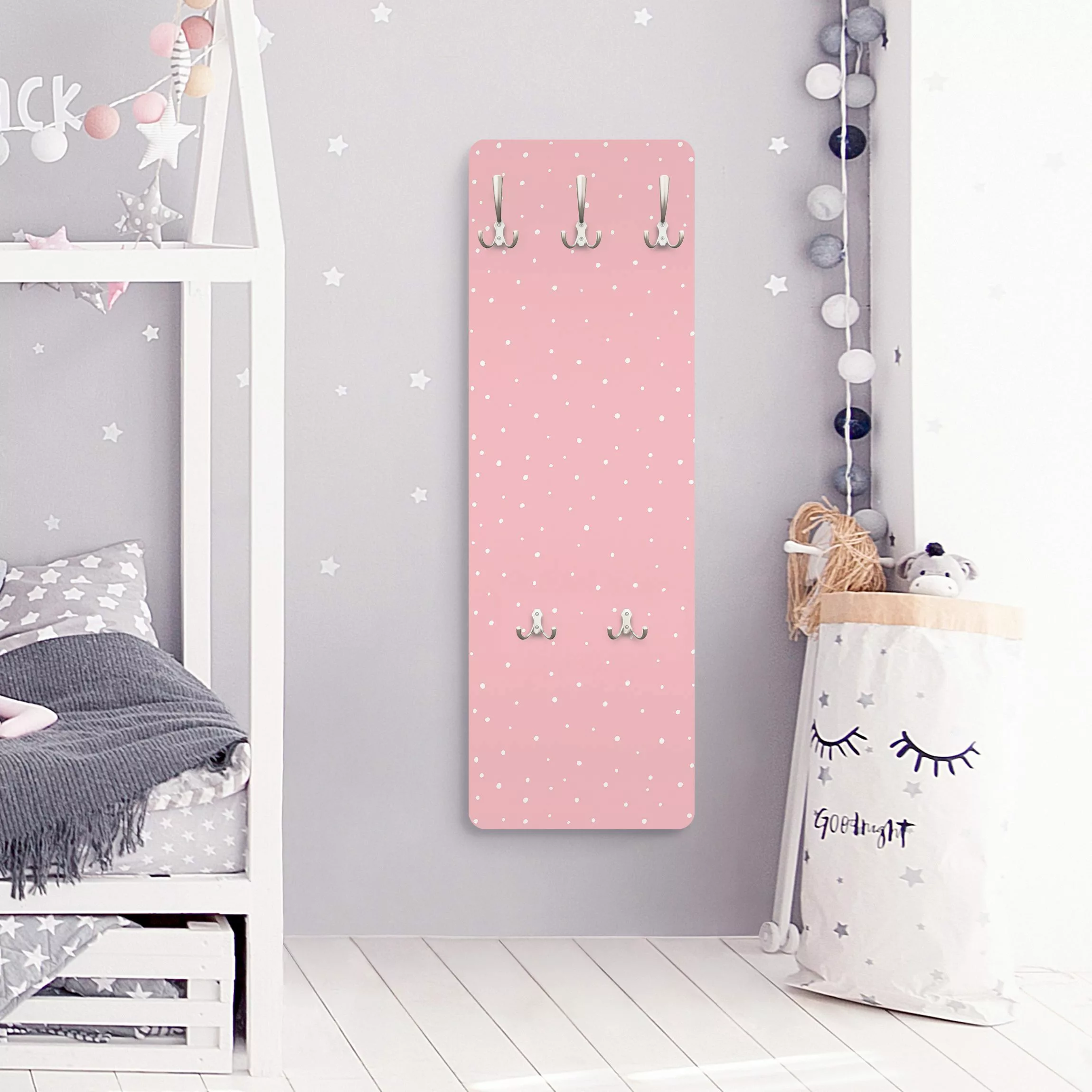 Wandgarderobe Holzpaneel Gezeichnete kleine Punkte auf Pastellrosa günstig online kaufen