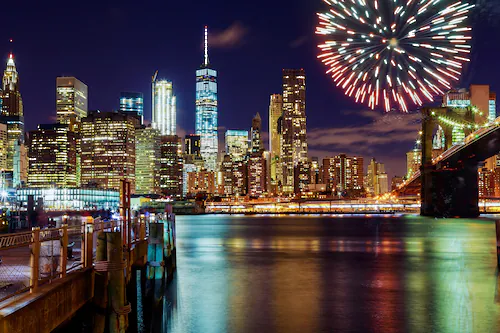 Papermoon Fototapete »MANHATTAN-NEW YORK BROOKLYN BRIDGE FEUERWERK SKYLINE« günstig online kaufen