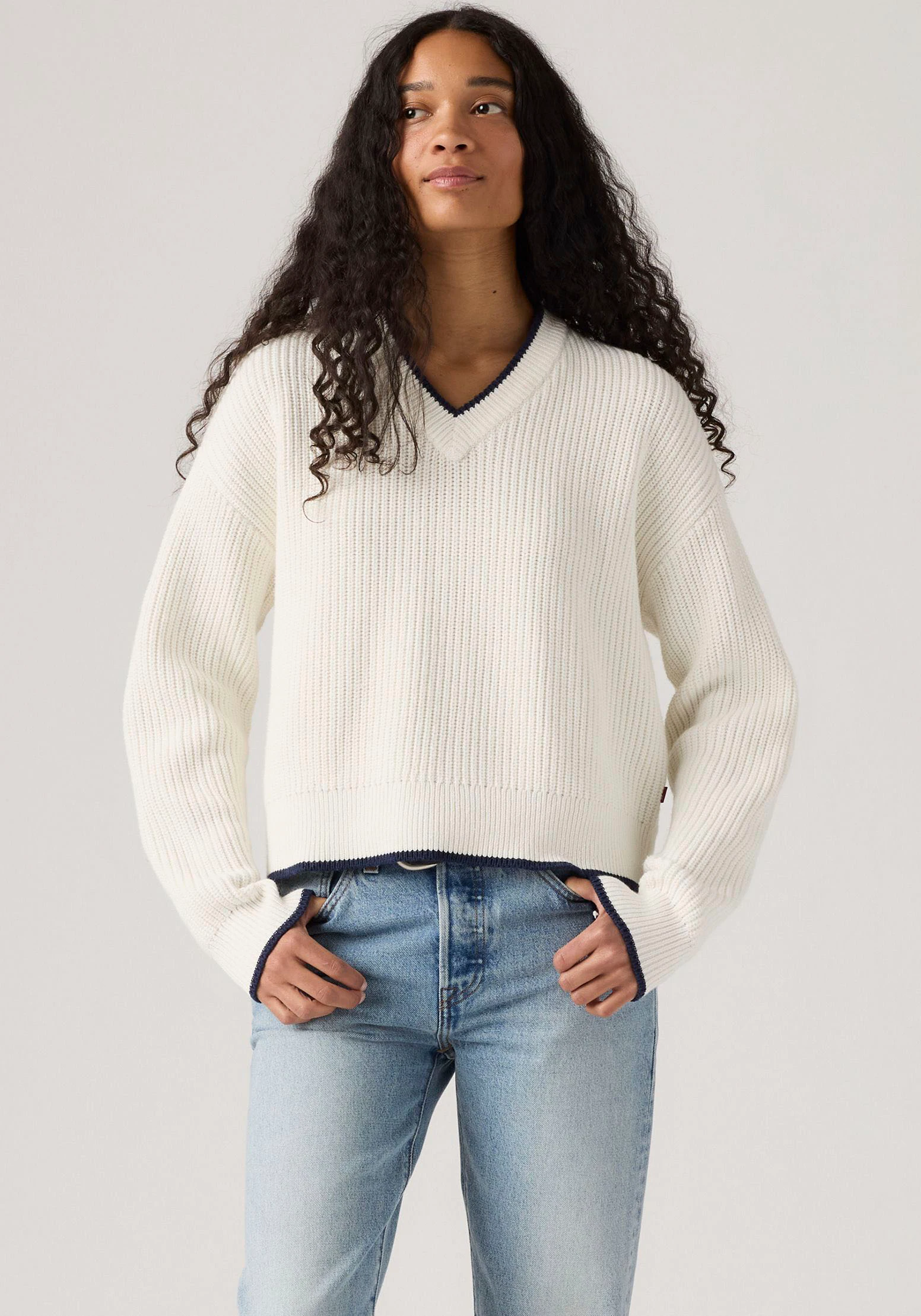 Levis Strickpullover "REESE VNECK SWEAT", mit V-Ausschnitt günstig online kaufen