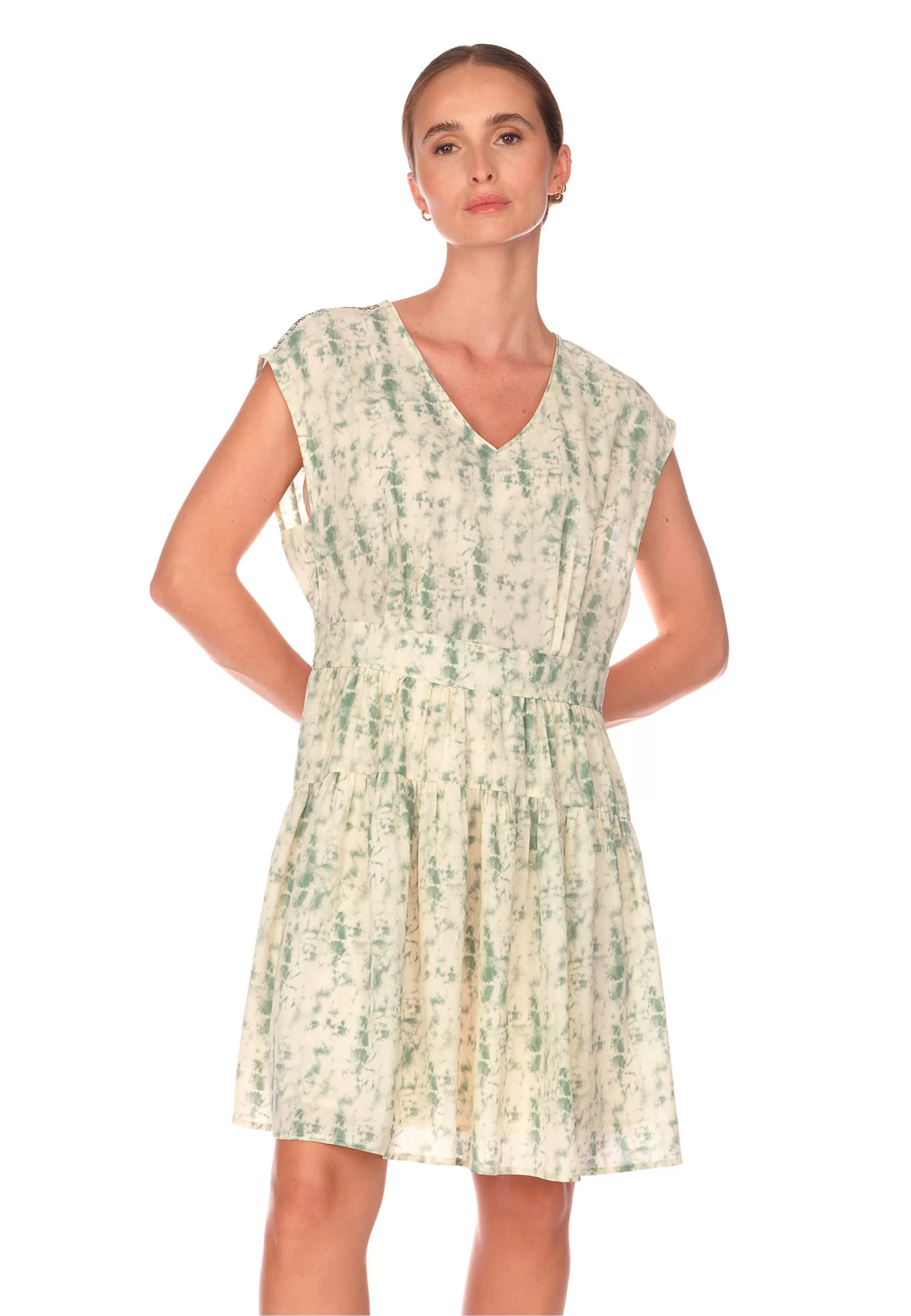 Le Temps Des Cerises Jerseykleid "JASNA", mit schönem Batik-Muster günstig online kaufen