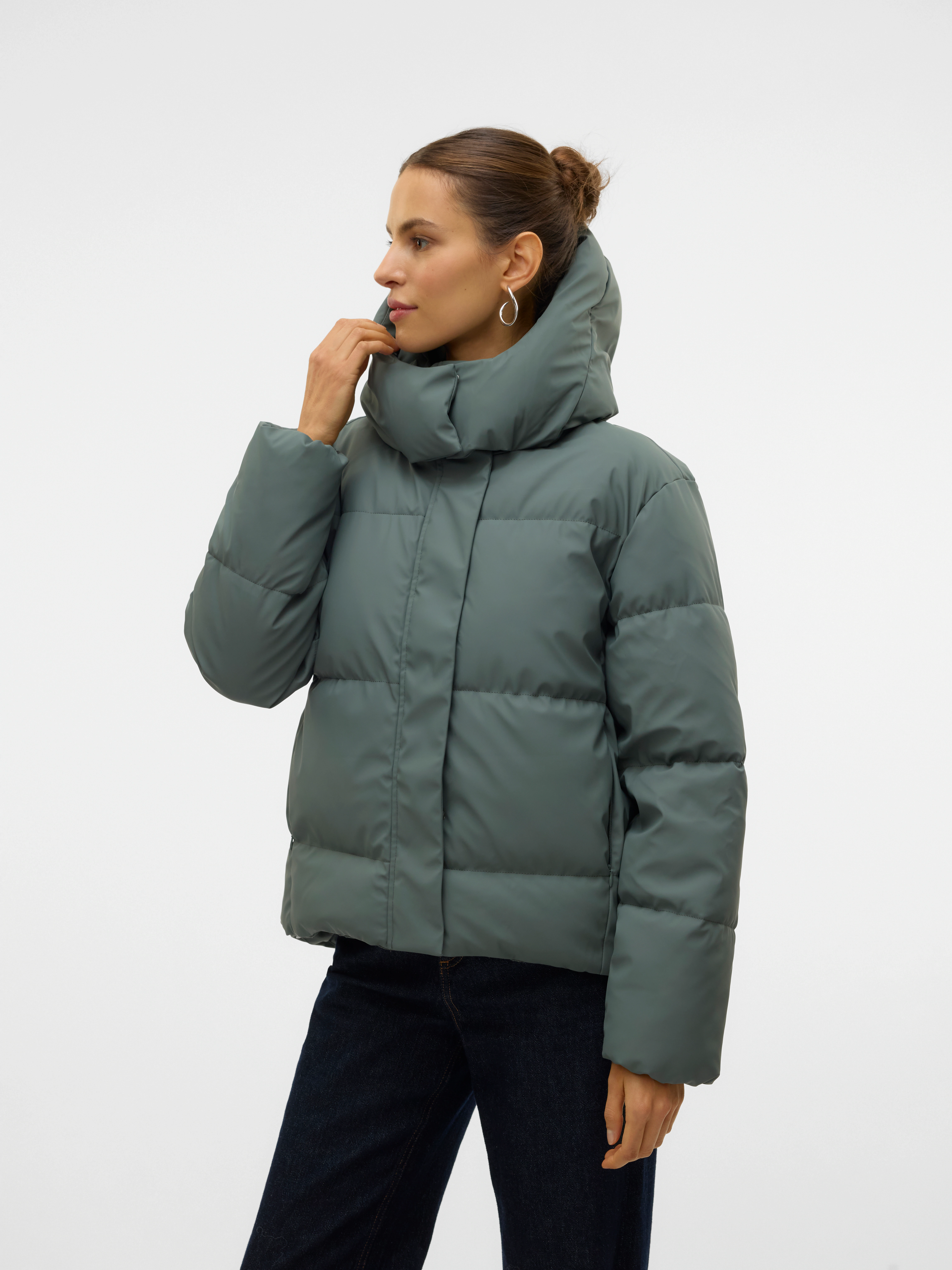 Vero Moda Steppjacke "VMGRETAKYLIE SHORT COATED JACKET NOOS", mit Kapuze günstig online kaufen