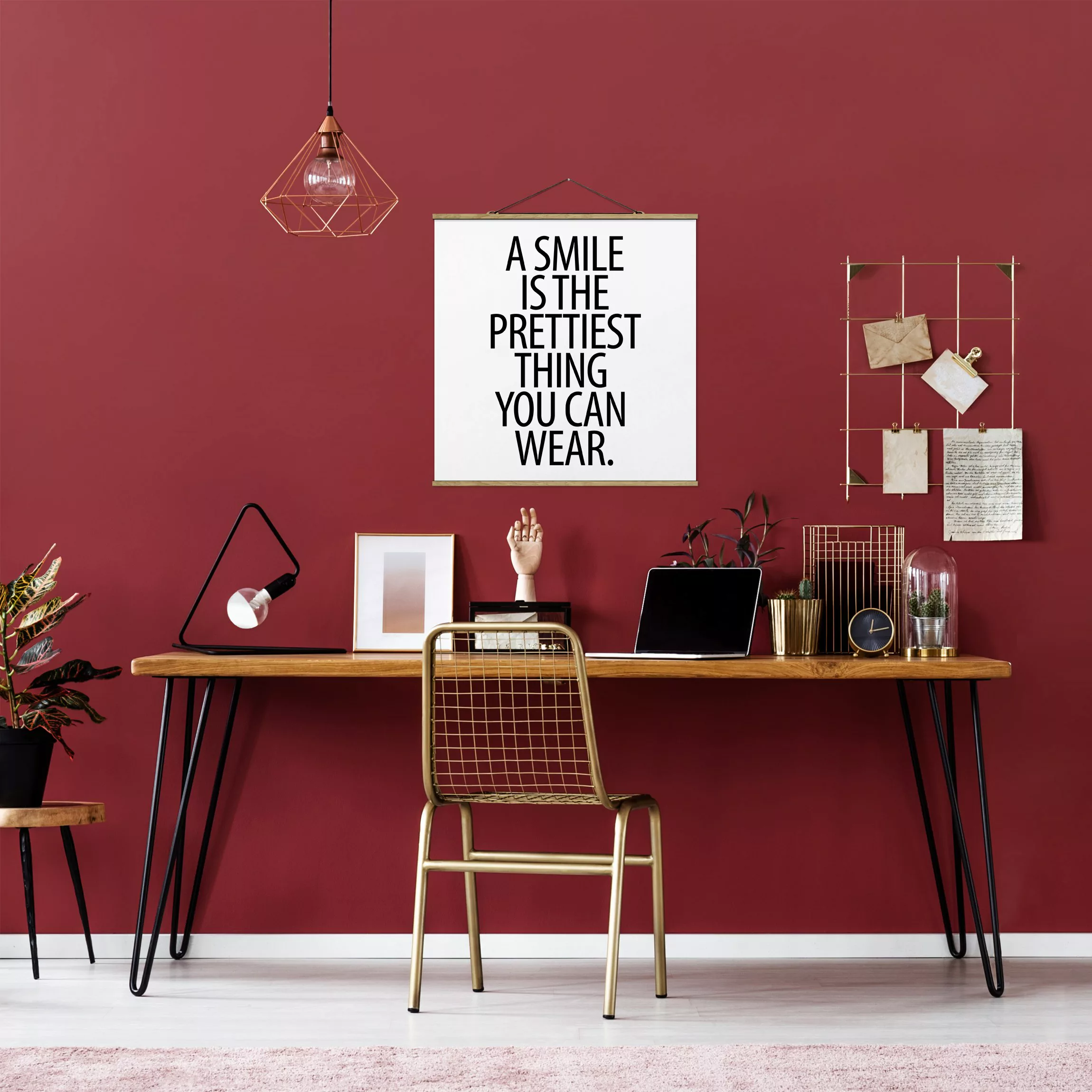 Stoffbild Spruch mit Posterleisten - Quadrat A Smile is the prettiest thing günstig online kaufen