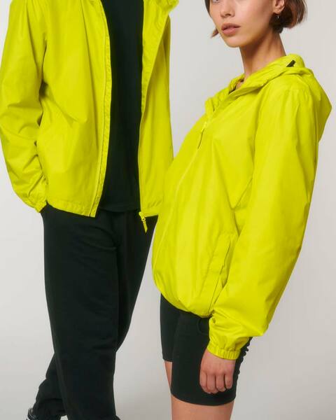 Regenjacke Aus Recyceltem Pet; Multifunktionsjacke; Outdoor Jacke günstig online kaufen