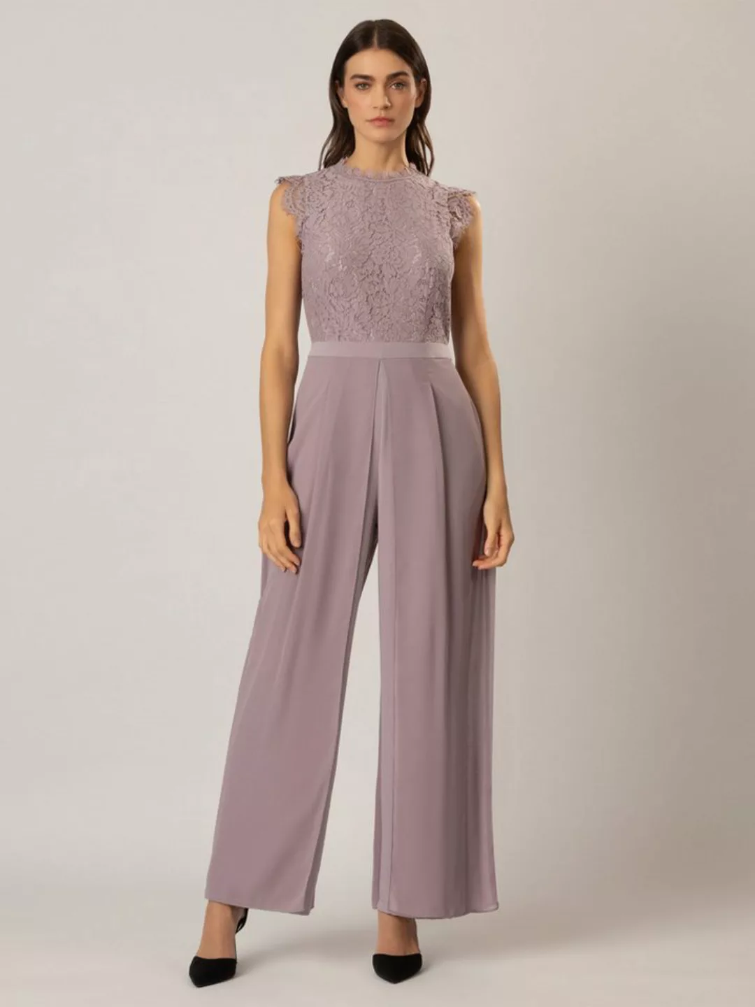 Apart Jumpsuit mit Spitzenoberteil günstig online kaufen