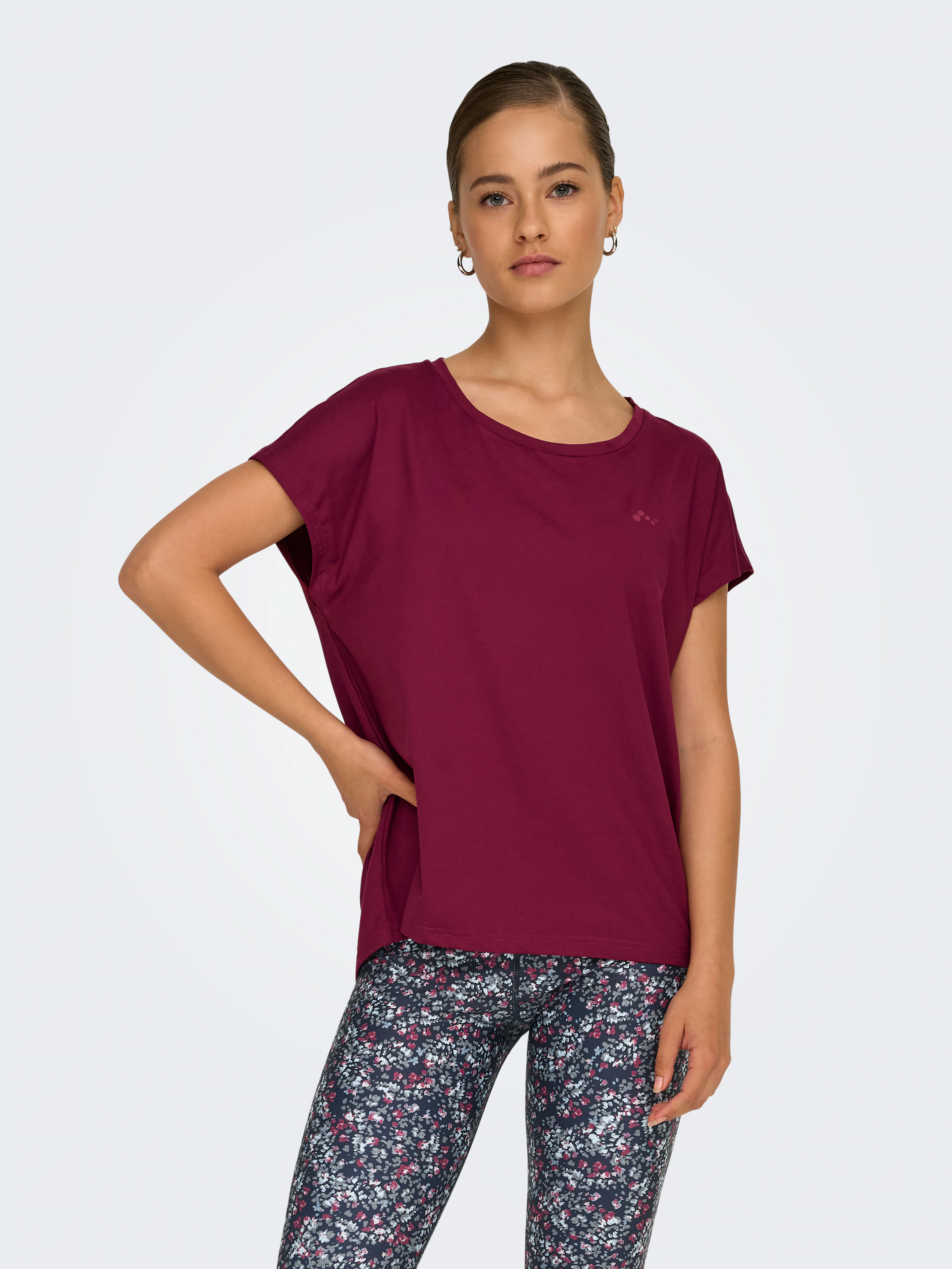ONLY Play Trainingsshirt "ONPAUBREE SS LOOSE TRAIN TEE - NOOS" günstig online kaufen