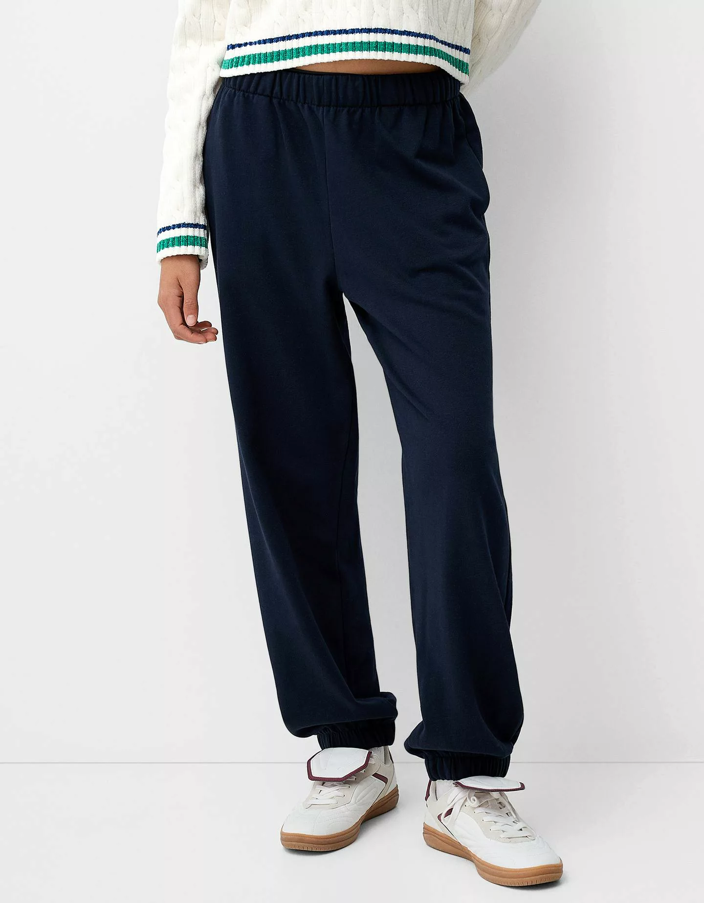 Bershka Joggerhose Aus Plüsch Damen L Marinenblau günstig online kaufen