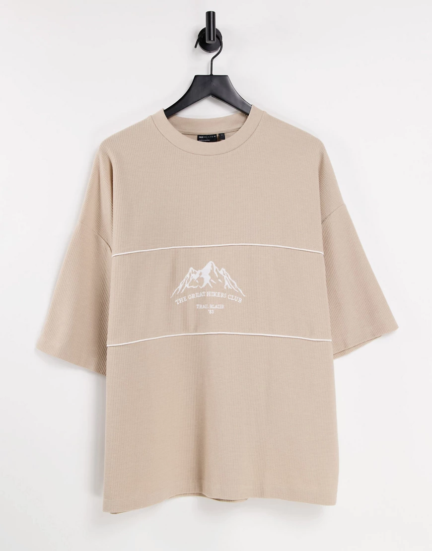 ASOS DESIGN – Oversize-T-Shirt in Beige mit Waffelstruktur und Cityprint au günstig online kaufen