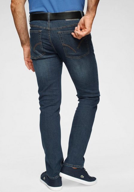 Arizona Straight-Jeans, gerade Beinform, dezente Used-Waschung, niedrige Le günstig online kaufen