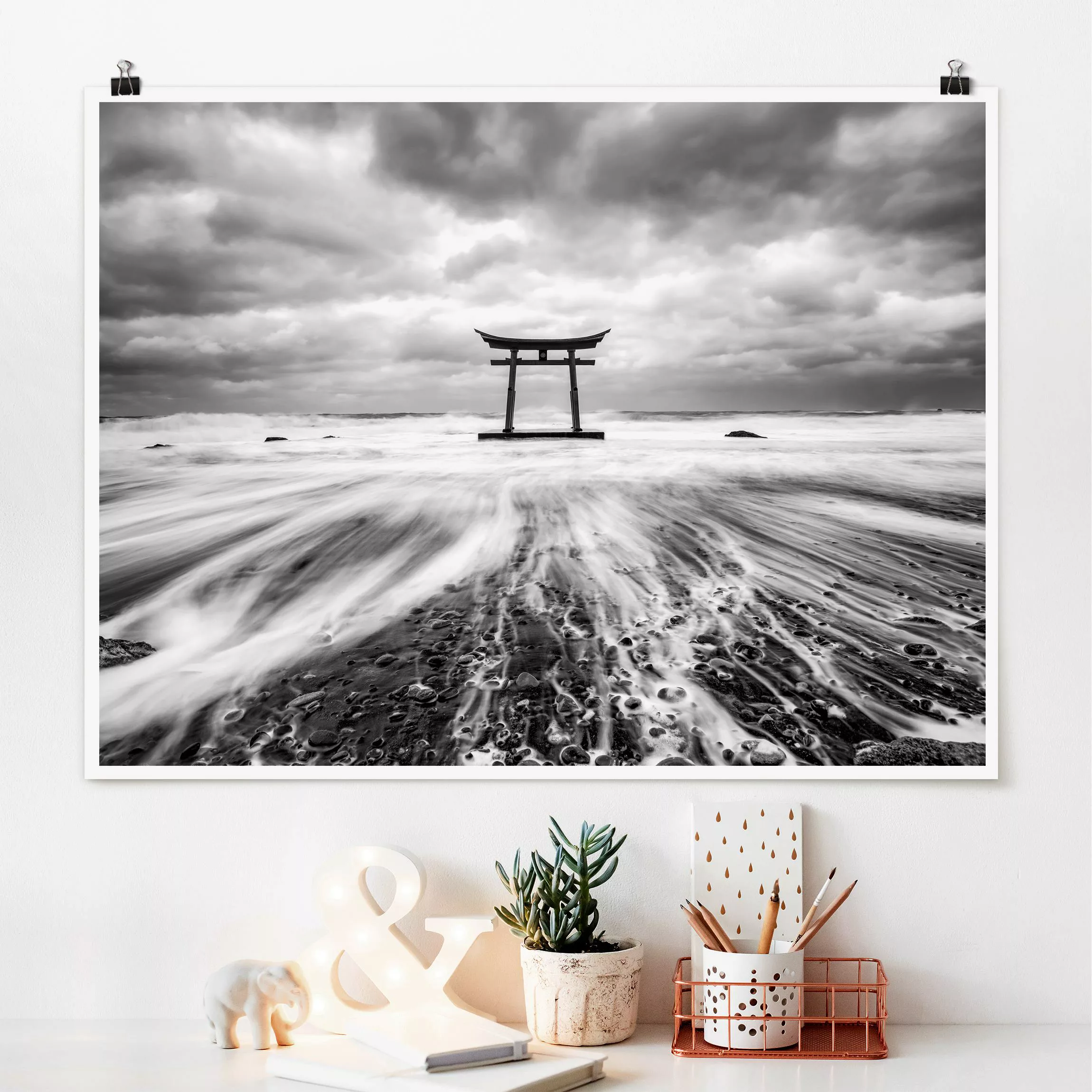 Poster Japanisches Torii im Meer günstig online kaufen