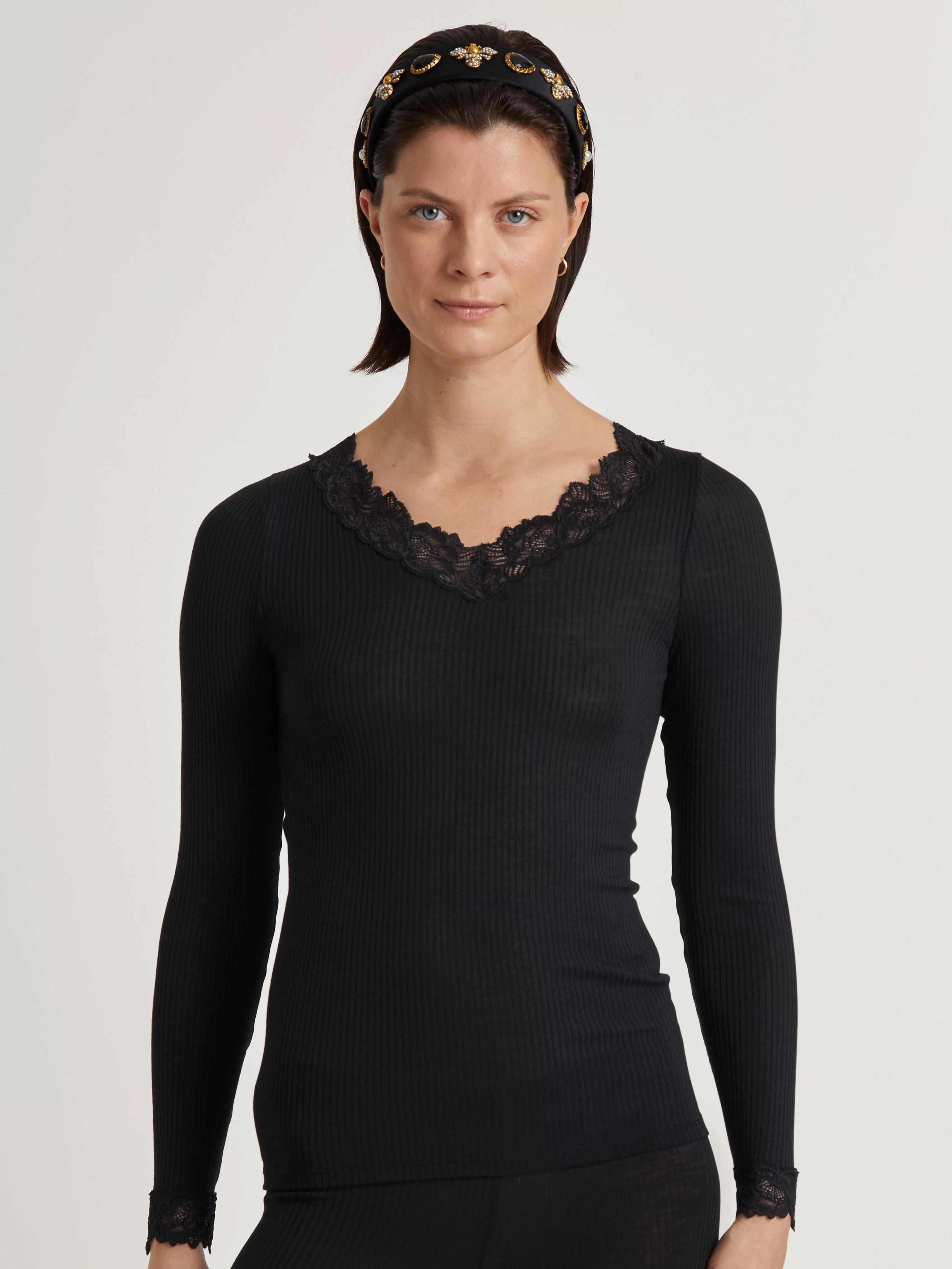 CALIDA Langarmshirt Silky Wool Joy Spitze an Ausschnitt & Bündchen günstig online kaufen