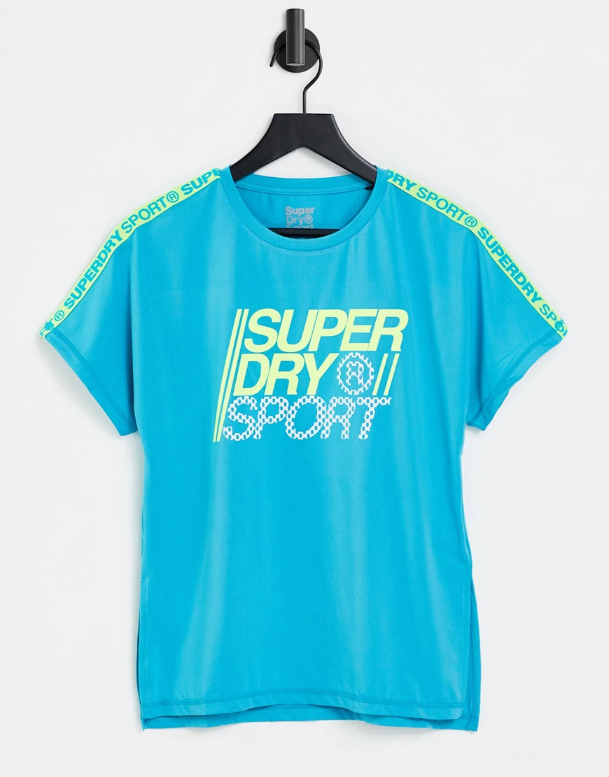 Superdry – Sport Core – Kurzes T-Shirt in Blau günstig online kaufen