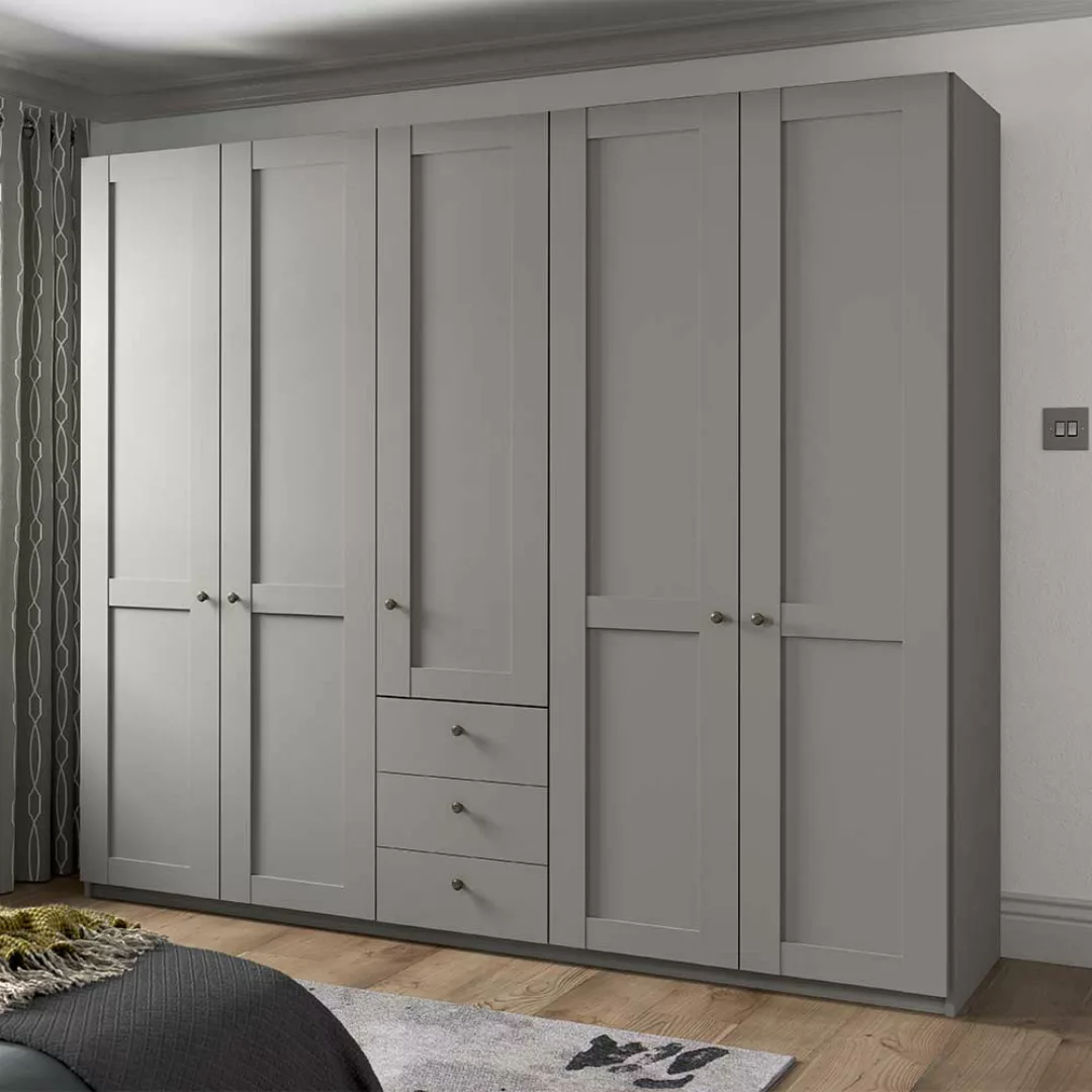 Landhaus Design Schlafzimmerschrank in Hellgrau 250 cm breit günstig online kaufen