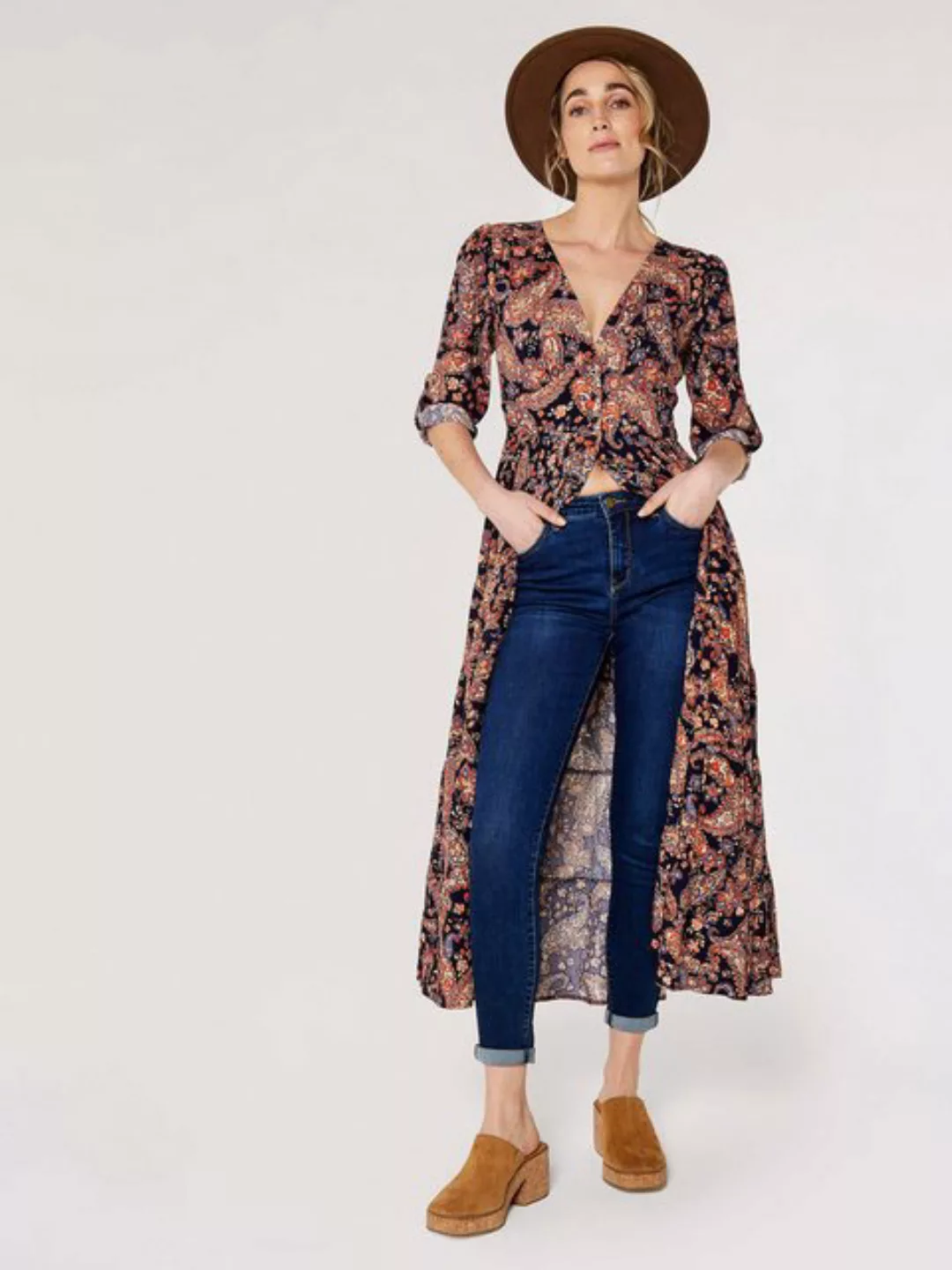 Apricot Midikleid Painterly Paisley Tiered Maxi Dress, mit durchgehender Kn günstig online kaufen