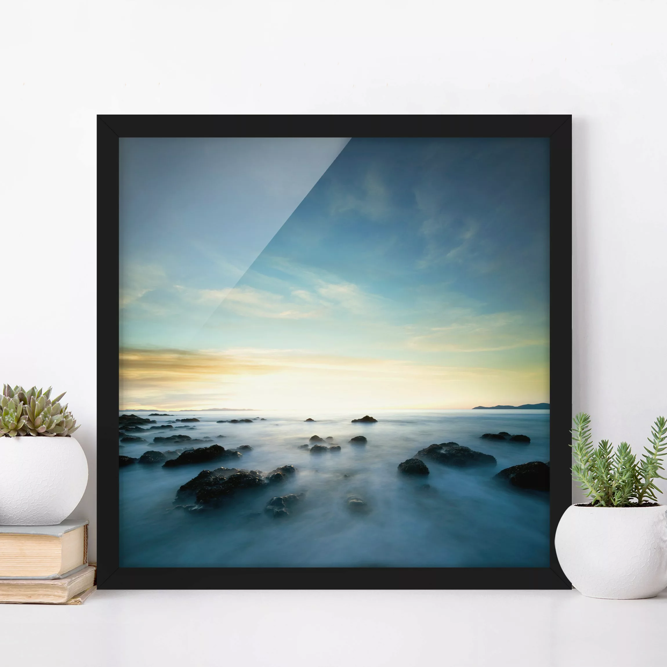 Bild mit Rahmen Strand - Quadrat Sonnenuntergang über dem Ozean günstig online kaufen