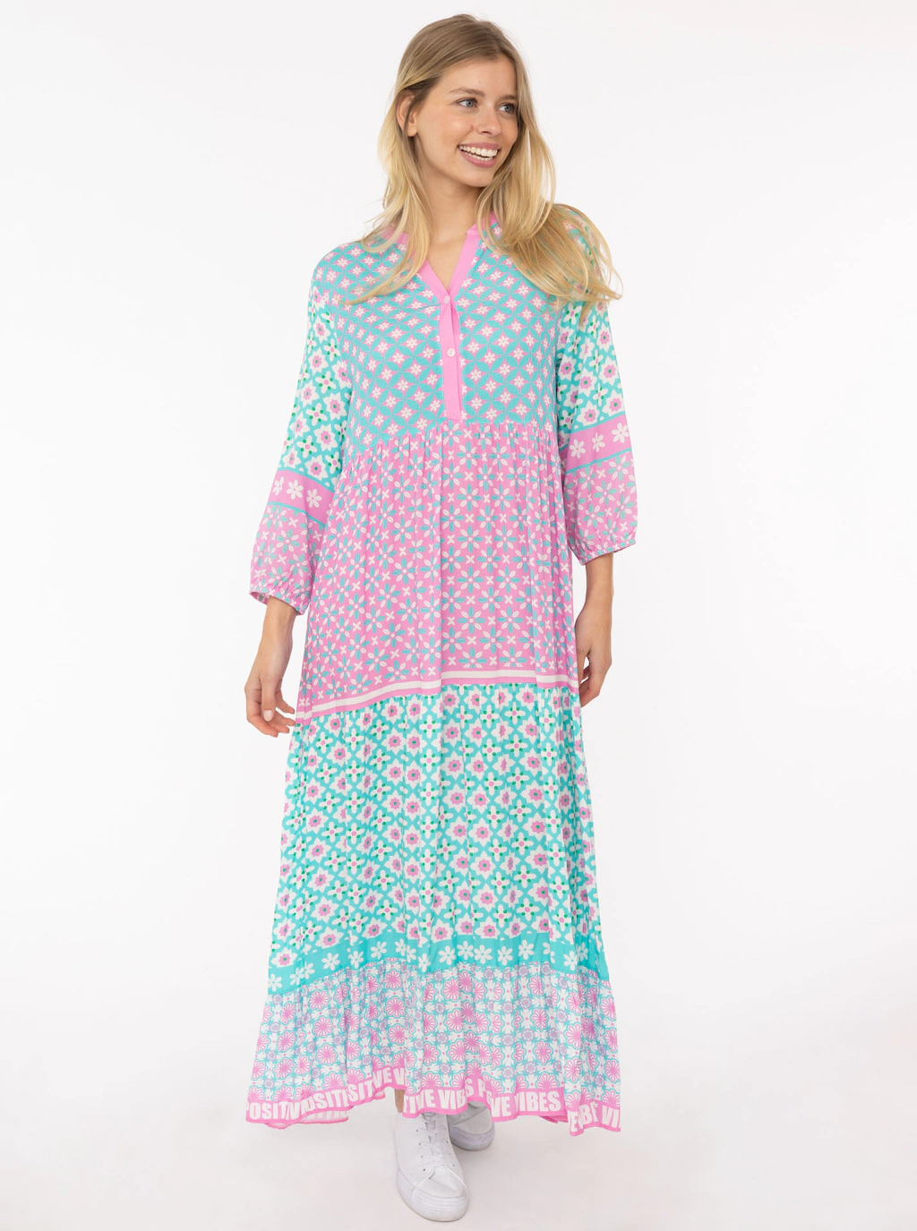 Zwillingsherz Maxikleid ""Positive Vibes"", mit Mustermix, Knopfleiste und günstig online kaufen