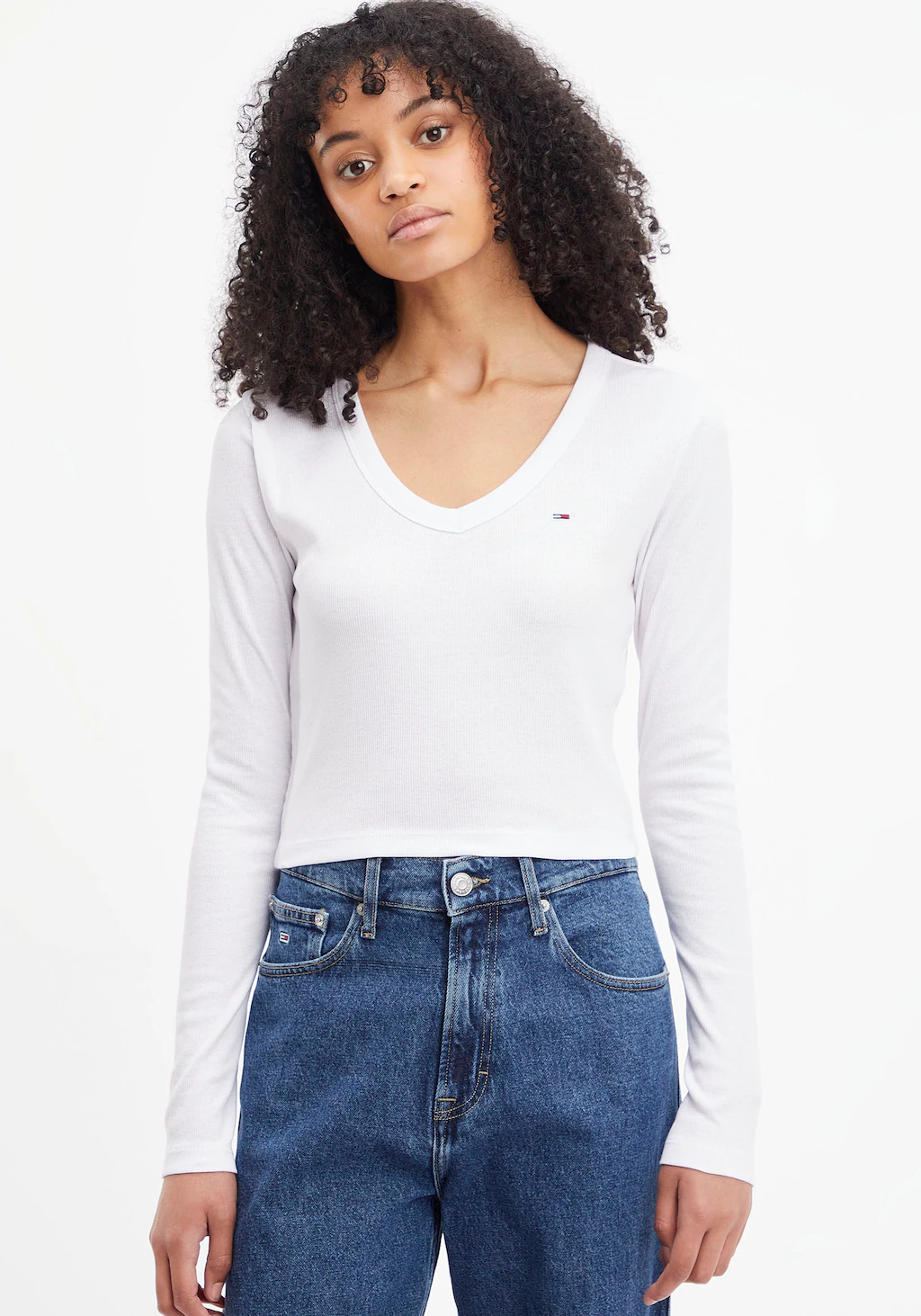 Tommy Jeans Langarmshirt "TJW BBY CRP ESSENTIAL RIB V LS", mit gesticktem T günstig online kaufen