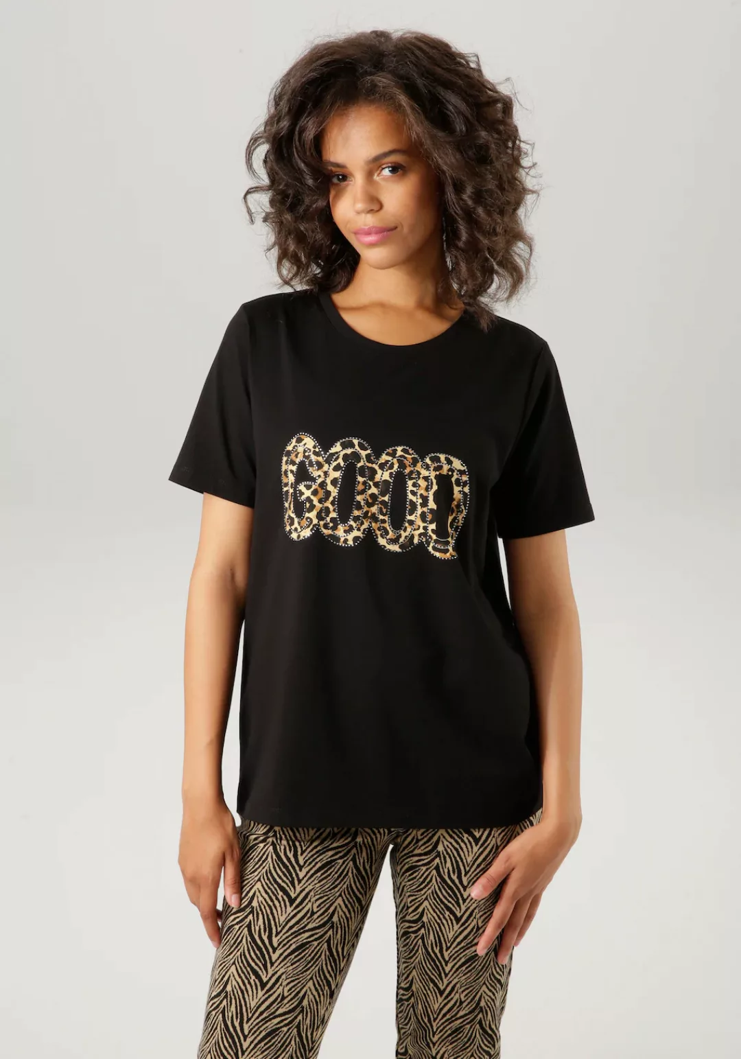 Aniston CASUAL T-Shirt, mit Glitzersteinchen verzierter Animal-Schriftzug - günstig online kaufen