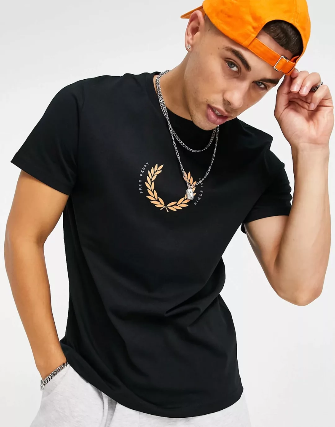 Fred Perry Laurel Wreath – T-Shirt in Schwarz günstig online kaufen
