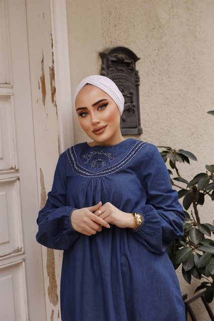 MİSSKAYLE Maxikleid Weiß besticktes Jeanskleid günstig online kaufen