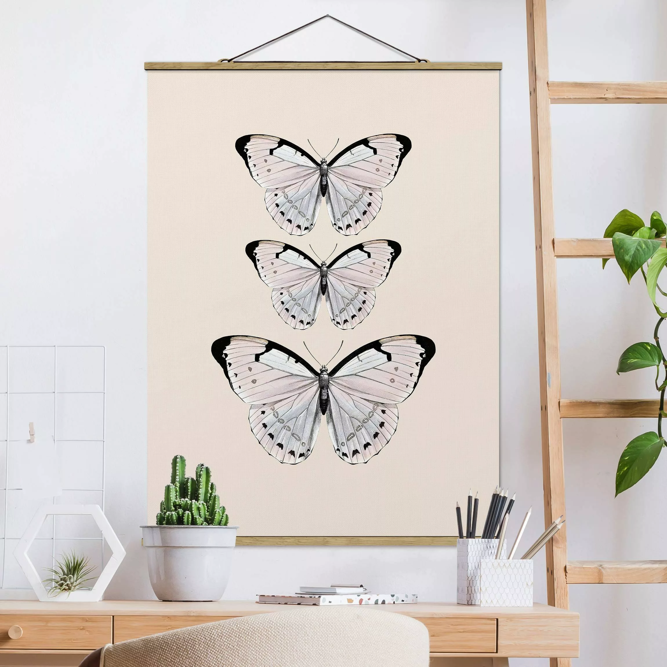 Stoffbild mit Posterleisten Schmetterling auf Beige günstig online kaufen