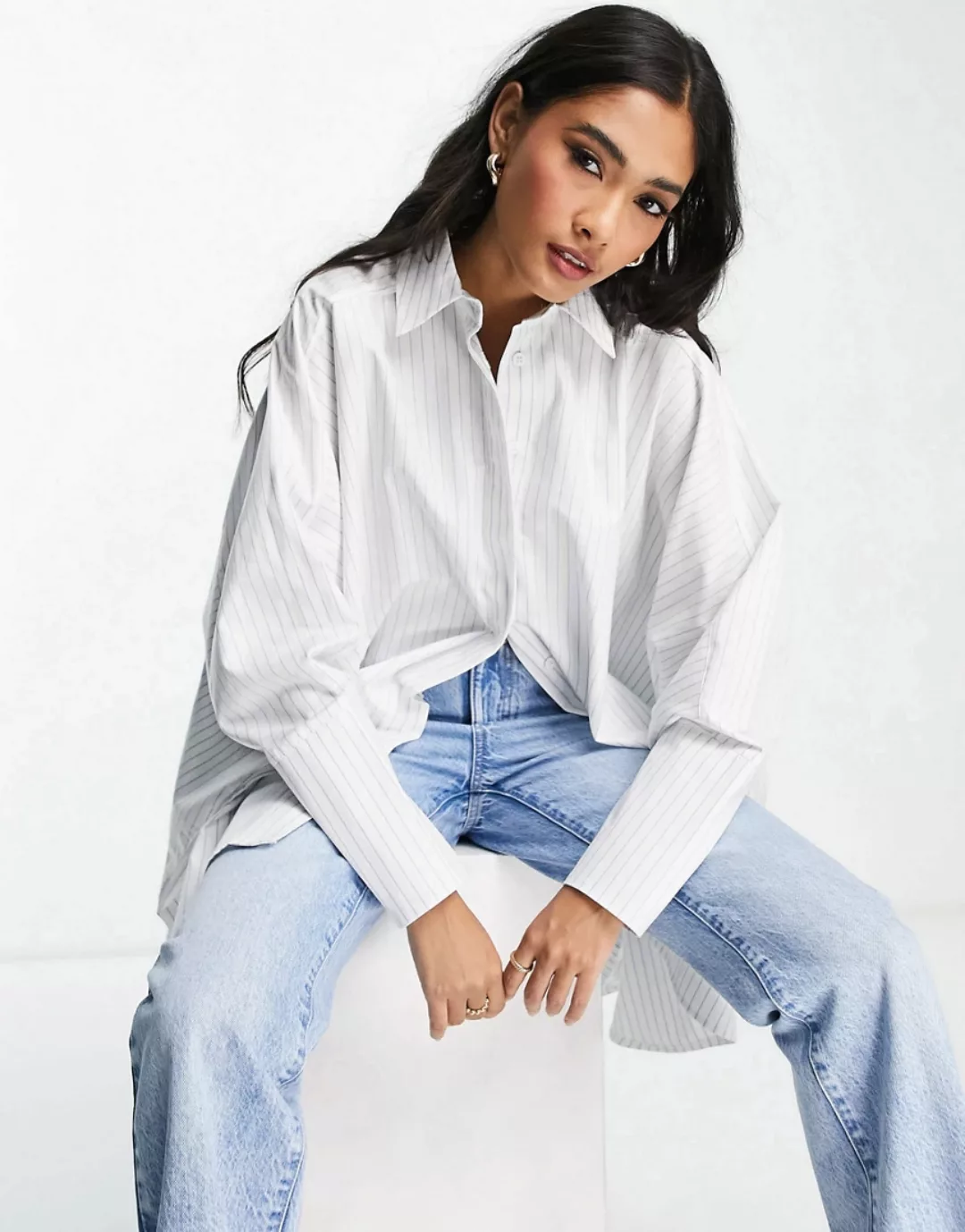 ASOS EDITION – Gestreiftes Oversize-Baumwollhemd in Blau und Weiß-Mehrfarbi günstig online kaufen