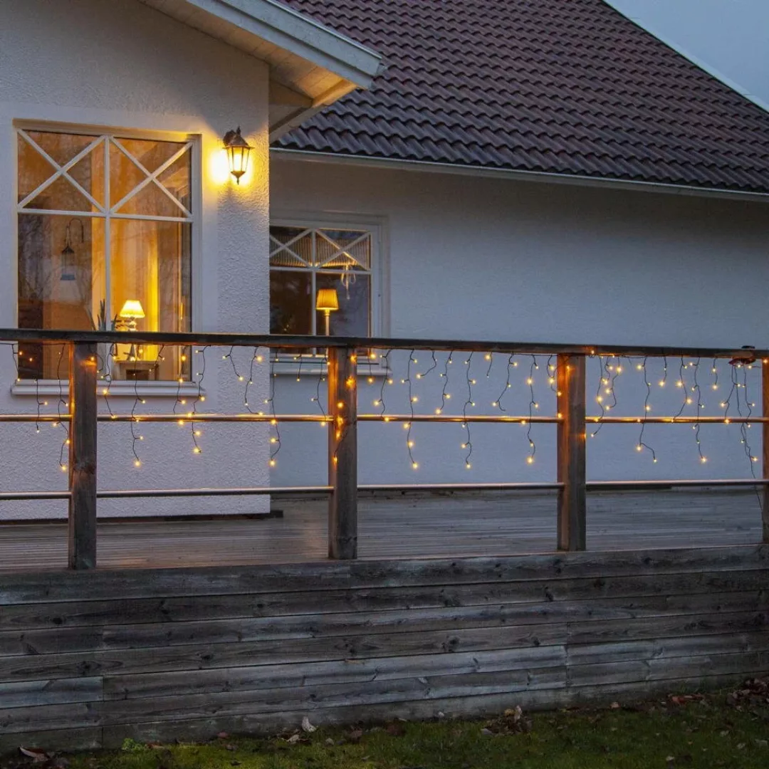 LED Lichtervorhang Golden Warm White in Schwarz 8,5W IP44 günstig online kaufen